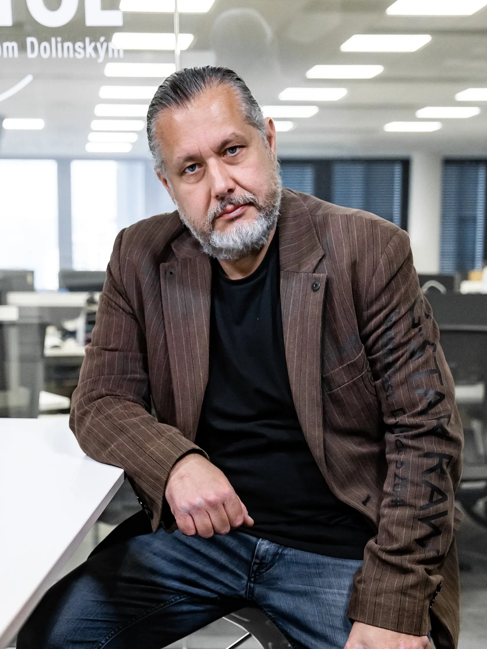 Diskusná relácia “Karty na stôl”, ktorej hosťom bol Oskar Rózsa multiinštrumentalista.