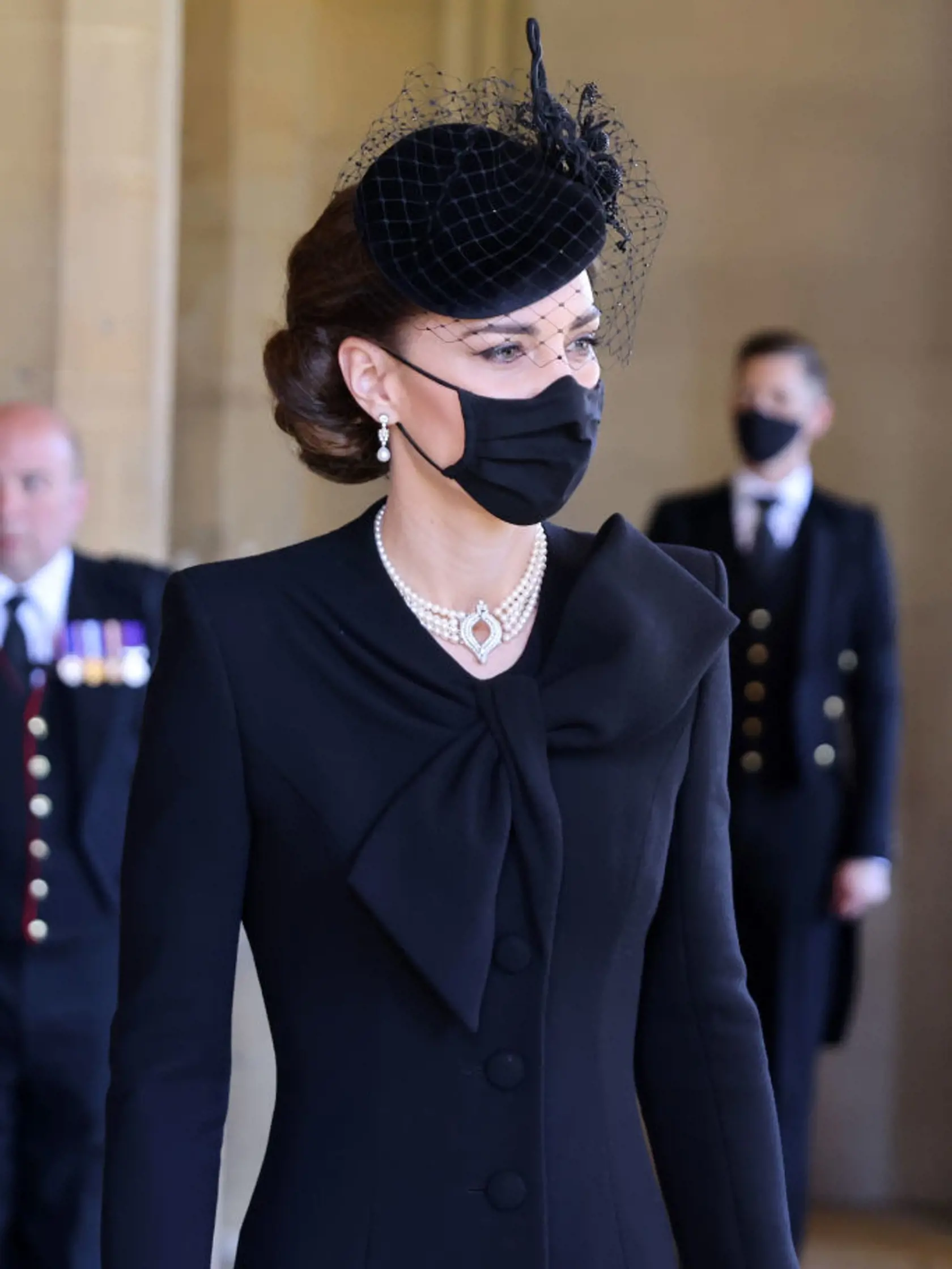 Vojvodkyňa Kate bola na pohrebe princa Philipa veľmi elegantná. Williamova manželka je však neskutočne štíhla, tá že porodila 3 deti?