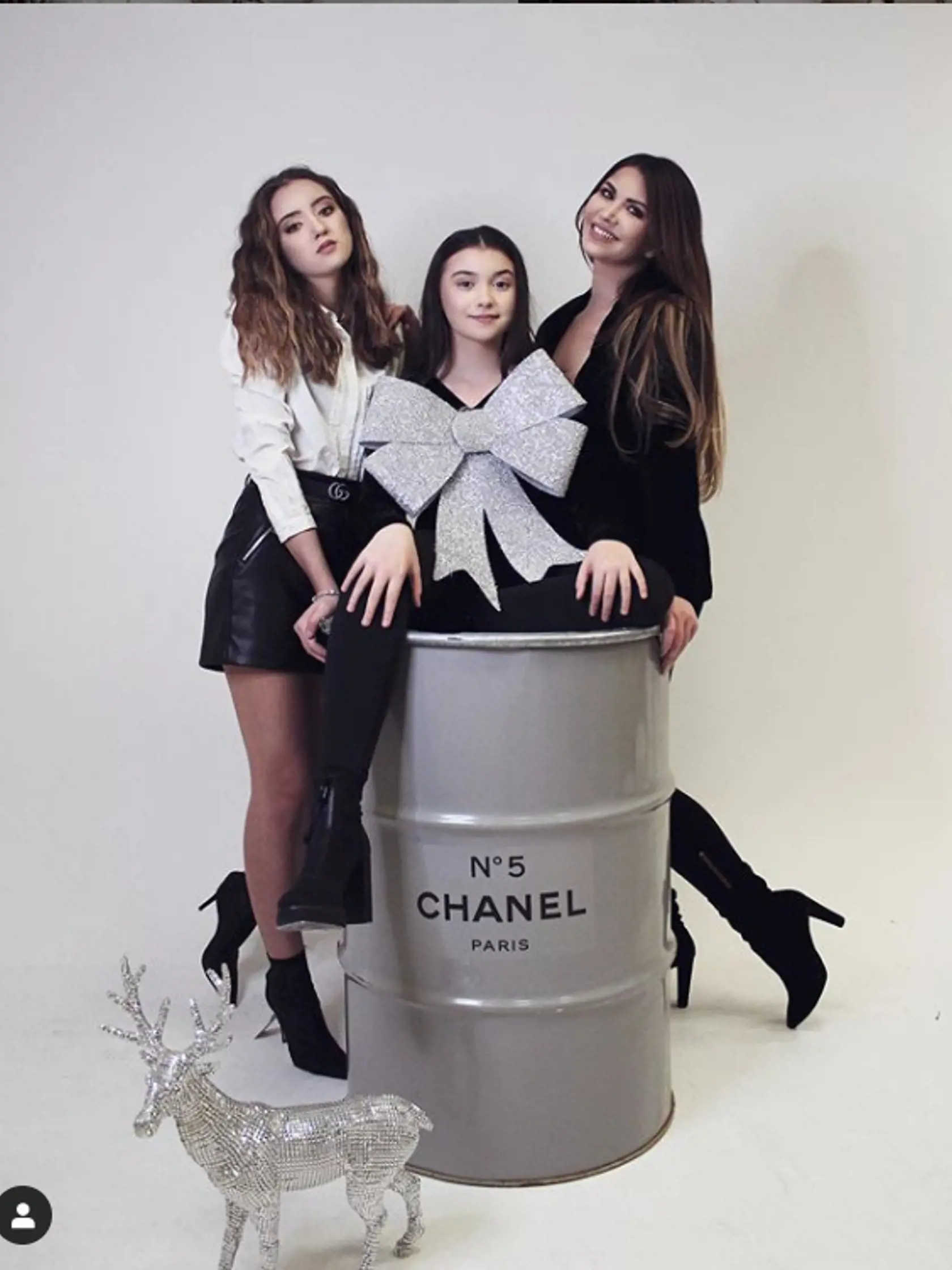Patrícia Vitteková a jej dcéry Sofia Zara (14) a Thia Lara (13).