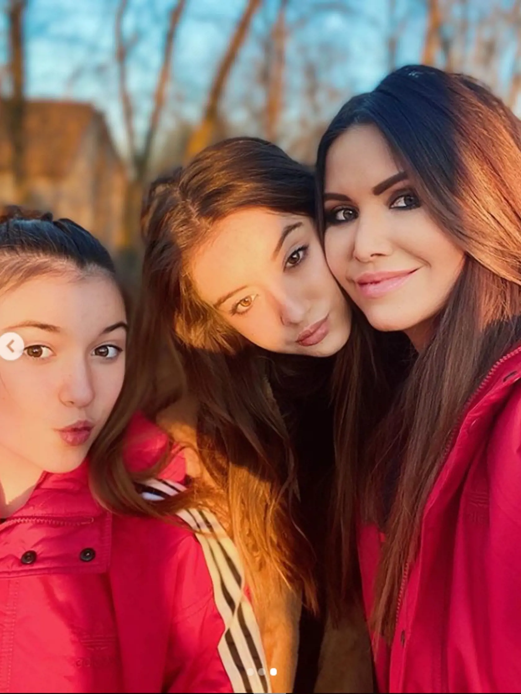Patrícia Vitteková a jej dcéry Sofia Zara (14) a Thia Lara (13).