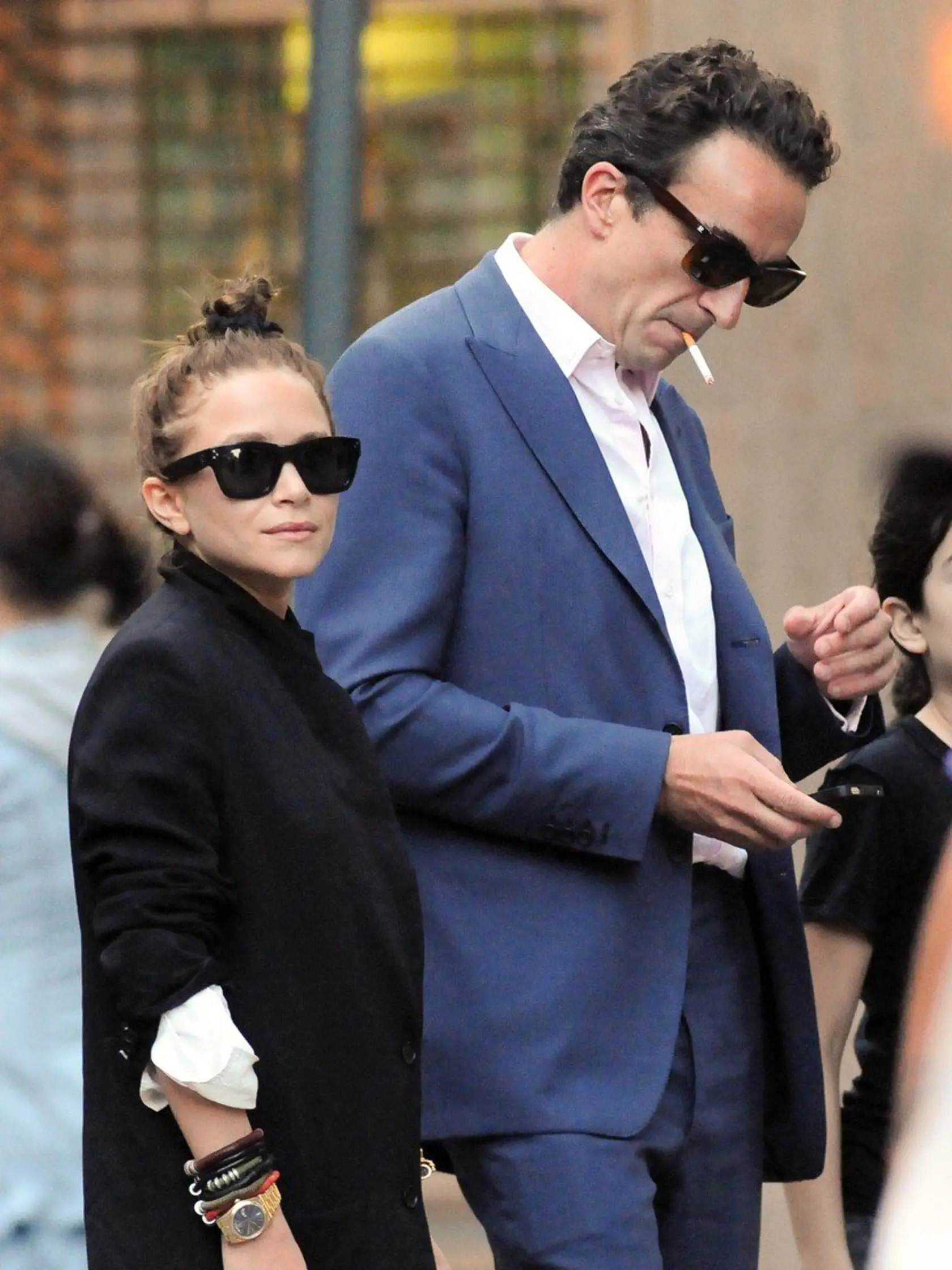 Mary-Kate Olsen a Olivier Sarkozy – sedemnásťročný vekový rozdiel? Nevadí. Ale príliš to nerozmazávajú.