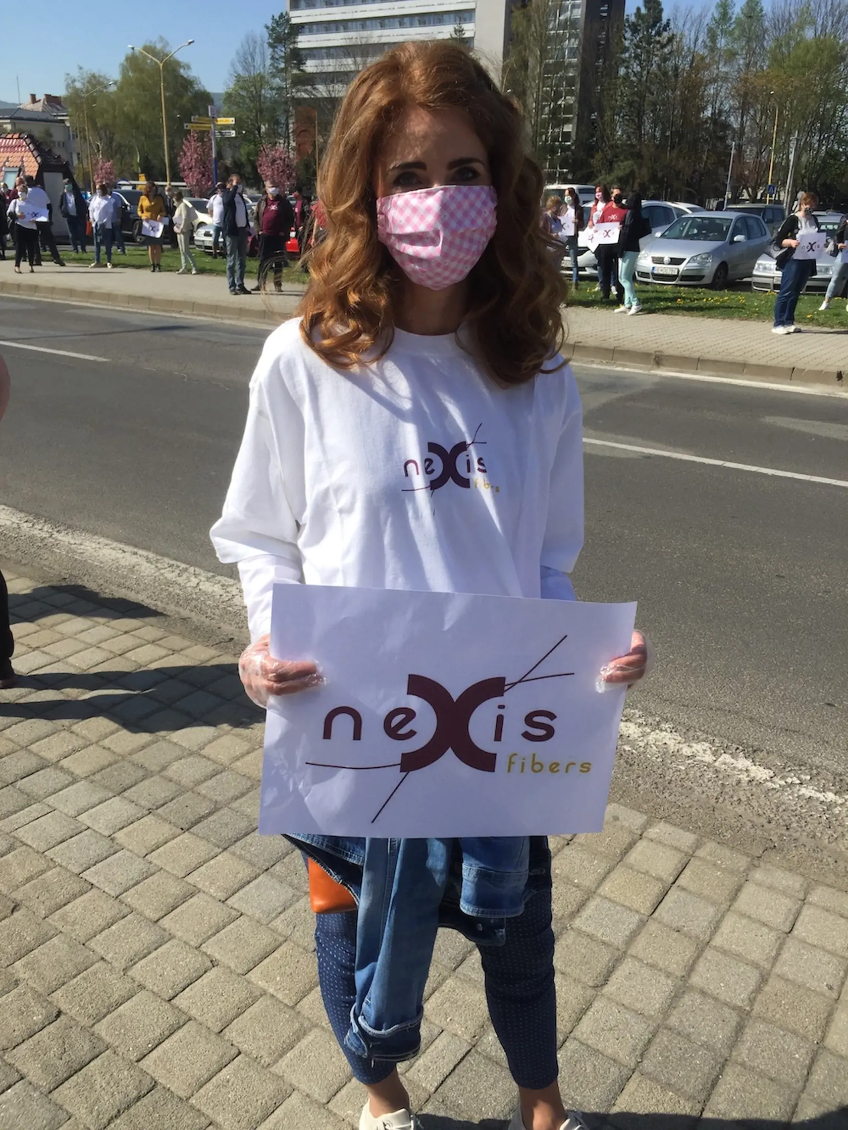 “Vnímame túto situáciu veľmi zle, najmä s ohľadom na región, kde nie je práca. Dúfame, že spravodlivosť zvíťazí,” uviedla Silvia Šajtárová (43), ktorá v Nexise pracuje 11 rokov.