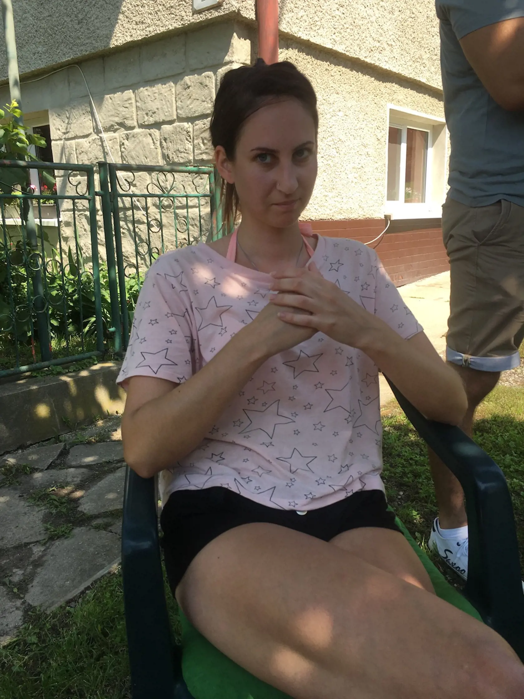 Sestra nebohej Tonka (26) chce Miška do svojej starostlivosti.