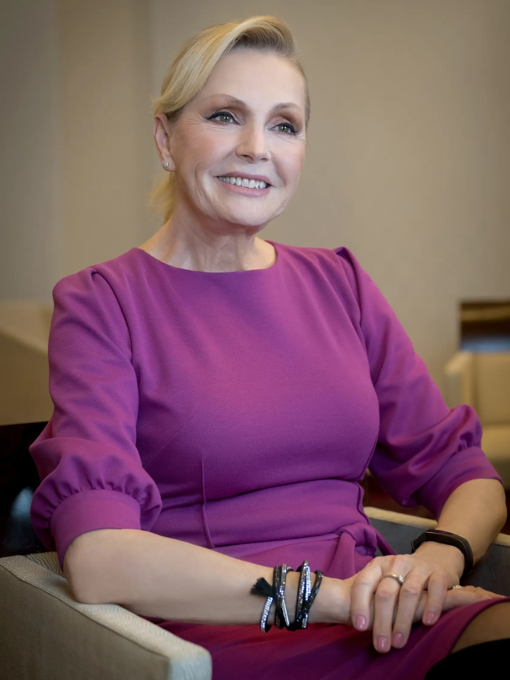 Česká speváčka Helena Vondráčková počas rozhovoru pre týždenník Šarm o pripravovanom nitrianskom koncerte pri príležitosti jej 55. výročia na hudobnej scéne.