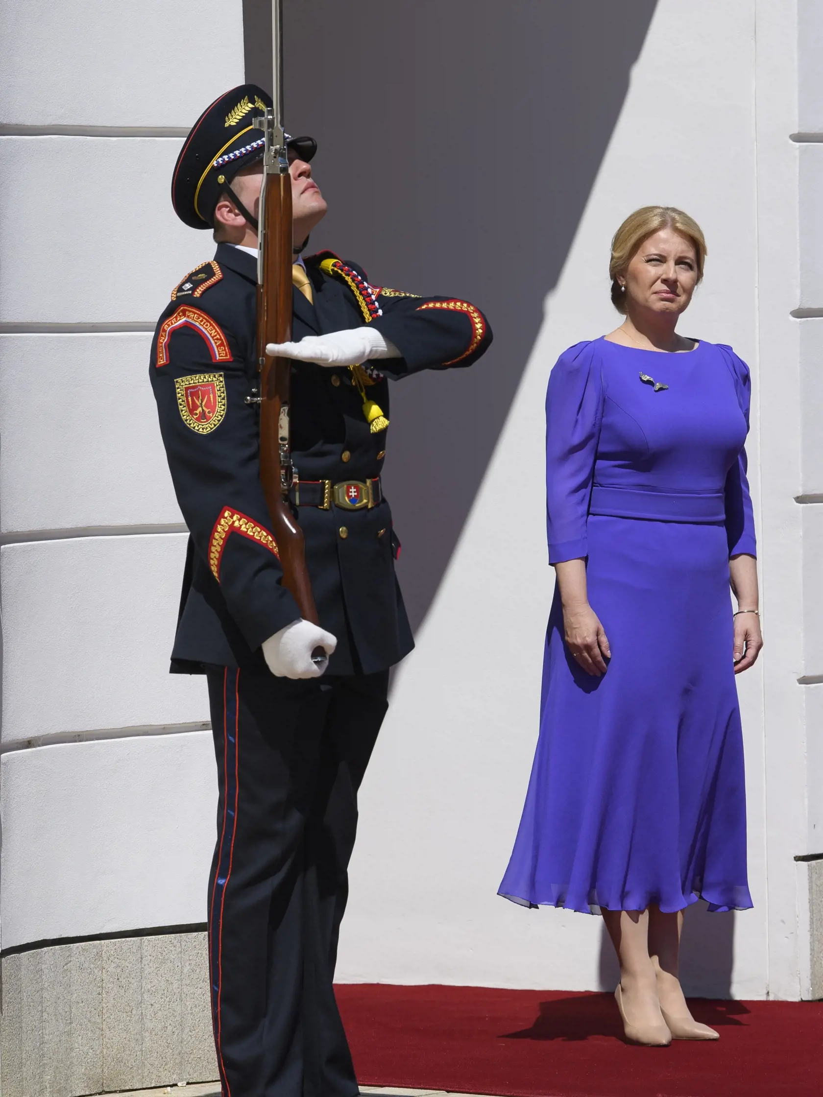 Na snímke bývalá prezidentka SR Zuzana Čaputová pred symbolickým odovzdaním Prezidentského paláca novému prezidentovi SR Petrovi Pellegrinimu 15. júna 2024 v Bratislave. FOTO TASR - Michal Svítok 