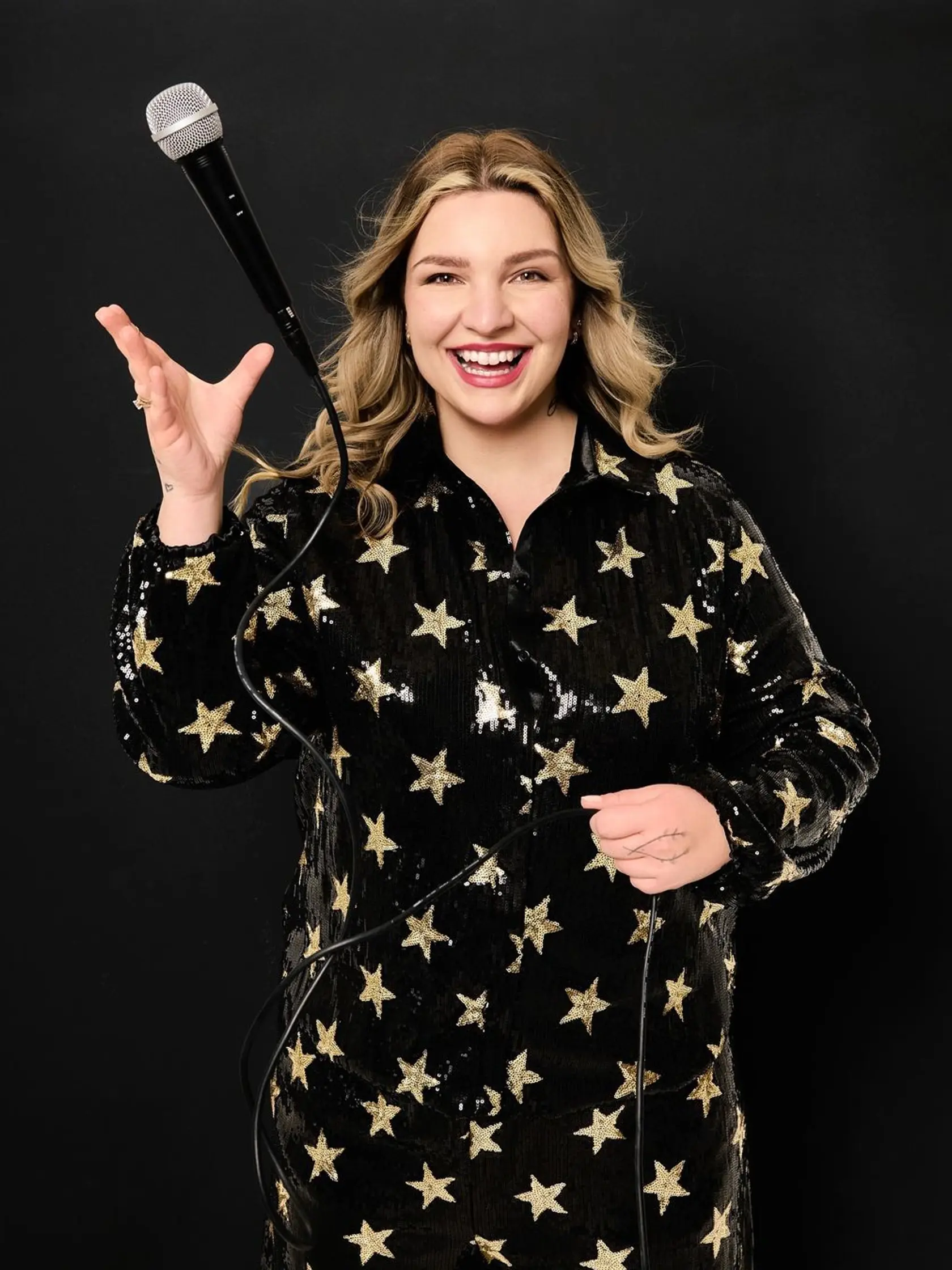 Pred rokom si nasadila neviditeľný strojček, dnes sa pýši hollywoodskym úsmevom.