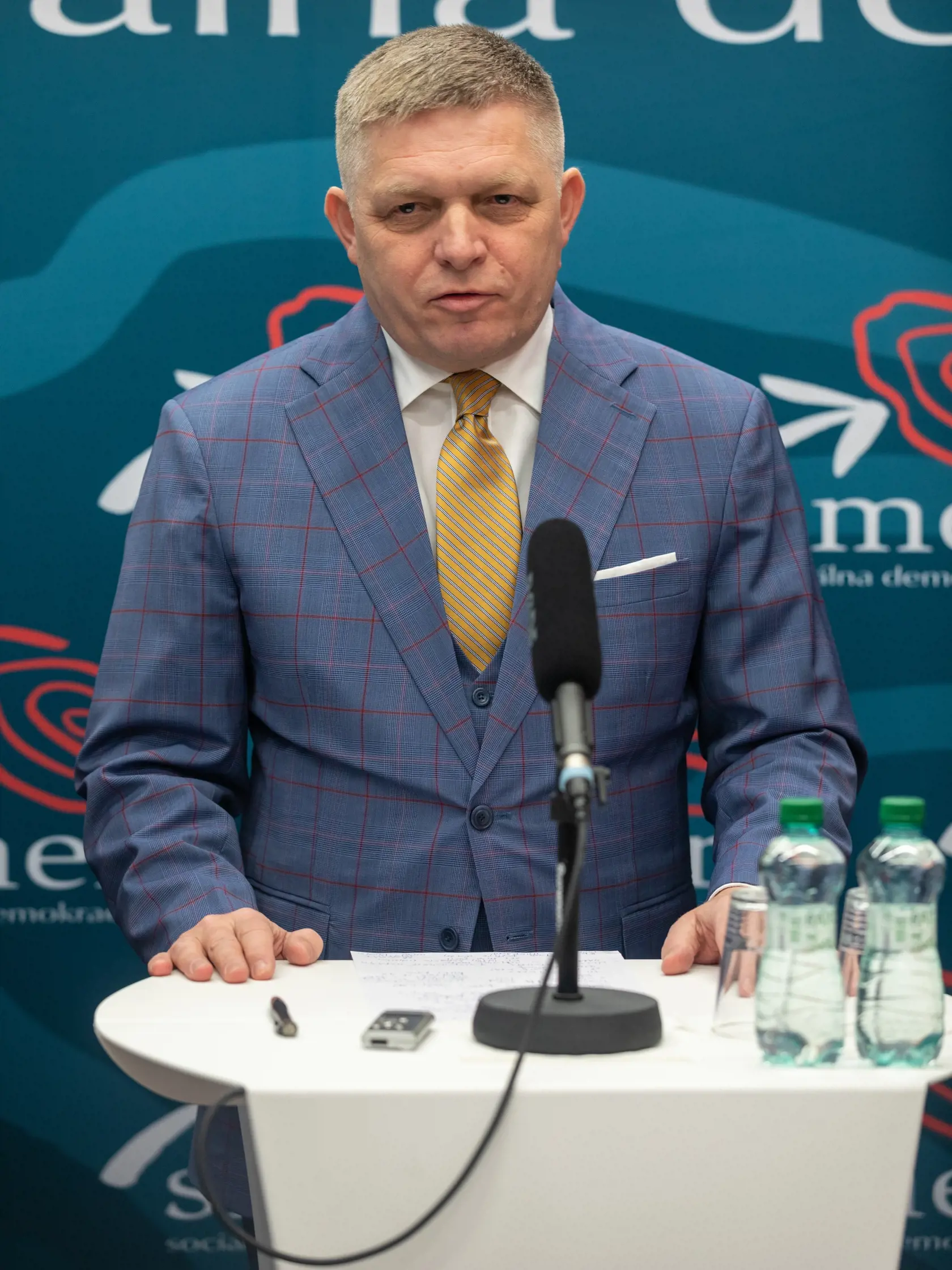 Tlačová konferencia predsedu strany Róberta Fica