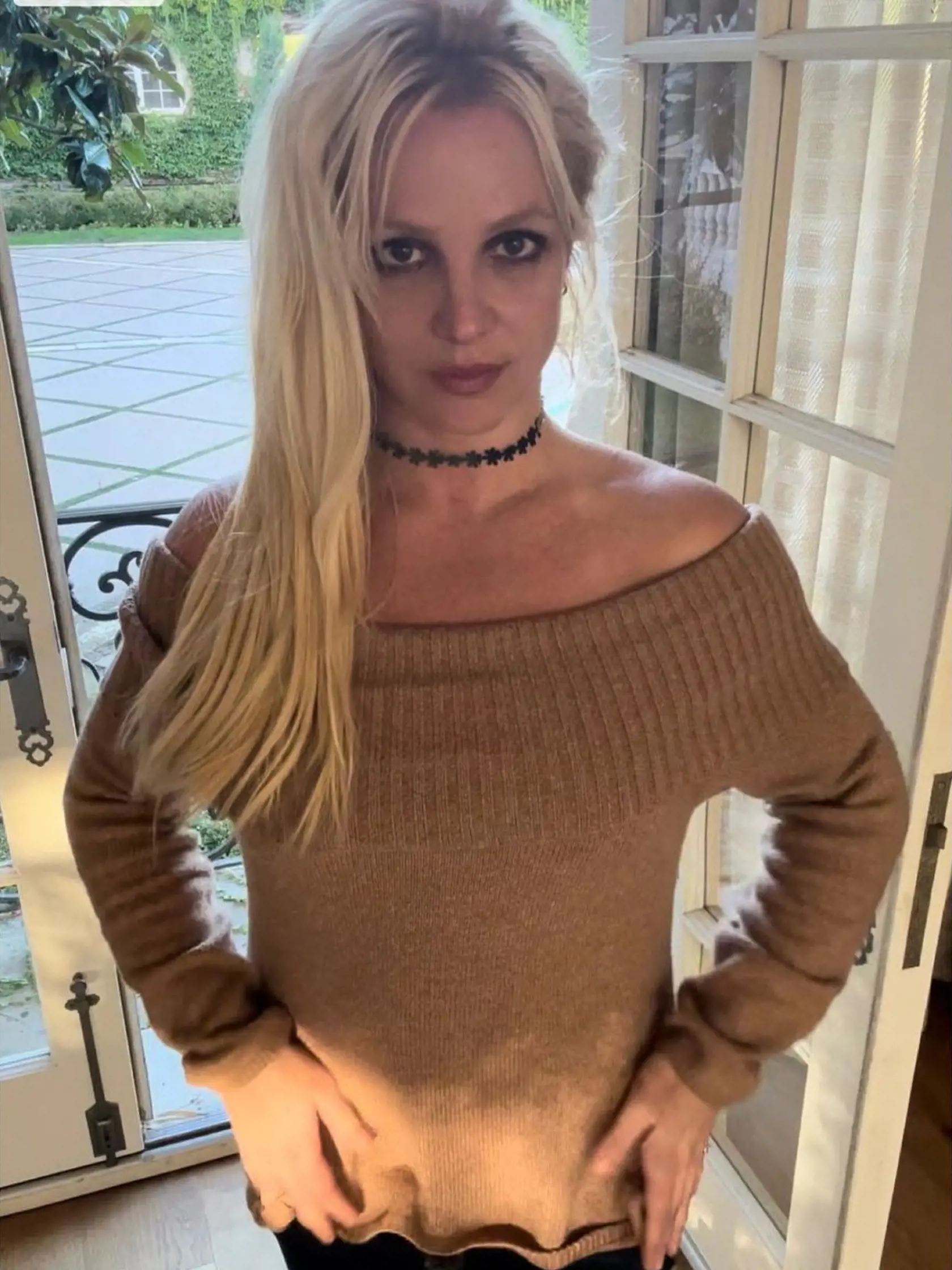 Kontroverzná hviezda Britney Spears, ktorá si za posledné roky prešla náročným osobným obdobím, ako aj následným sobášom a rozvodom, sa rozhodla prehovoriť o svojom pití a zneužití.