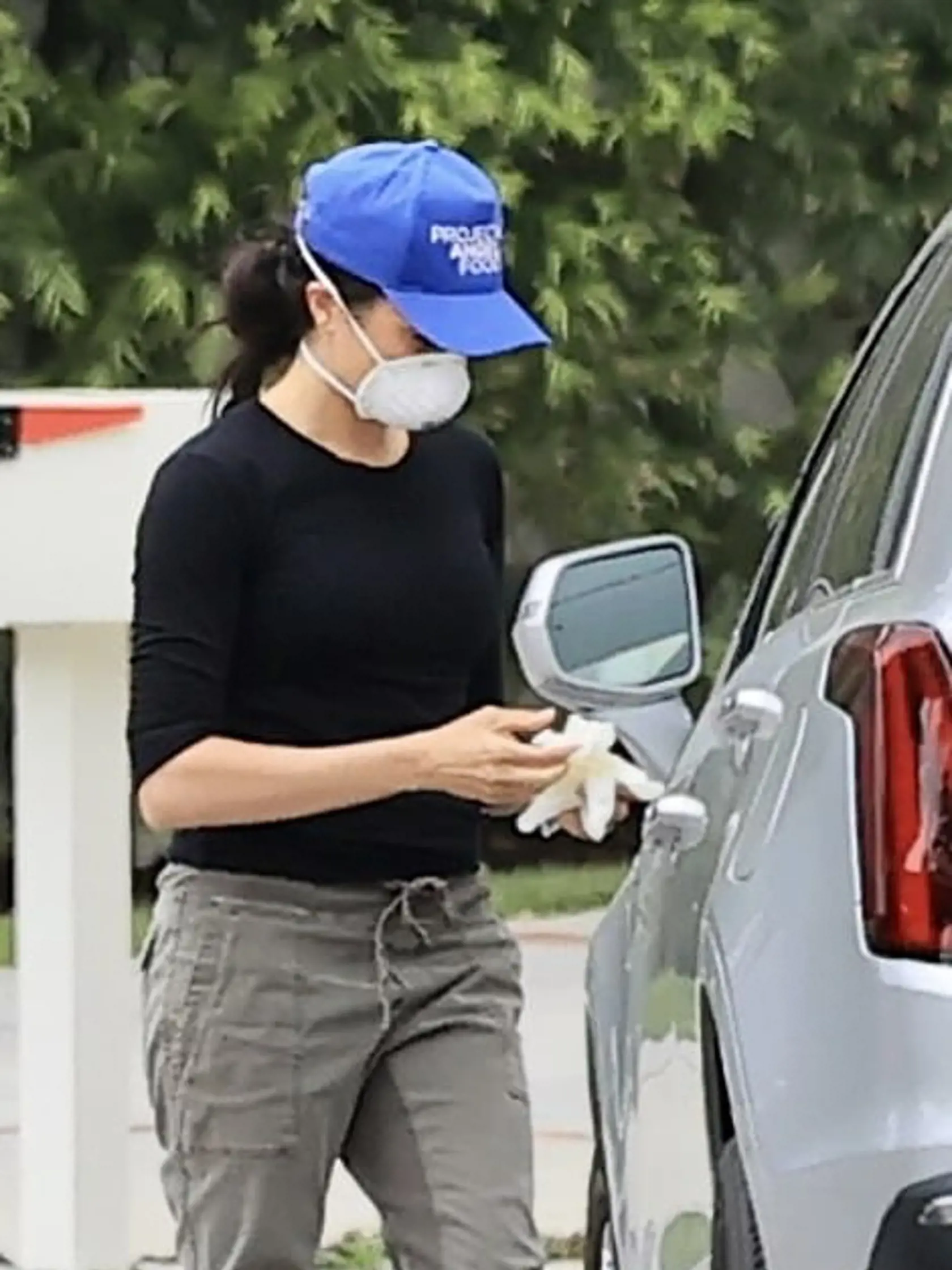 Harry a Meghan si náklonnosť prejavujú aj počas charitatívnej činnosti v Los Angeles.