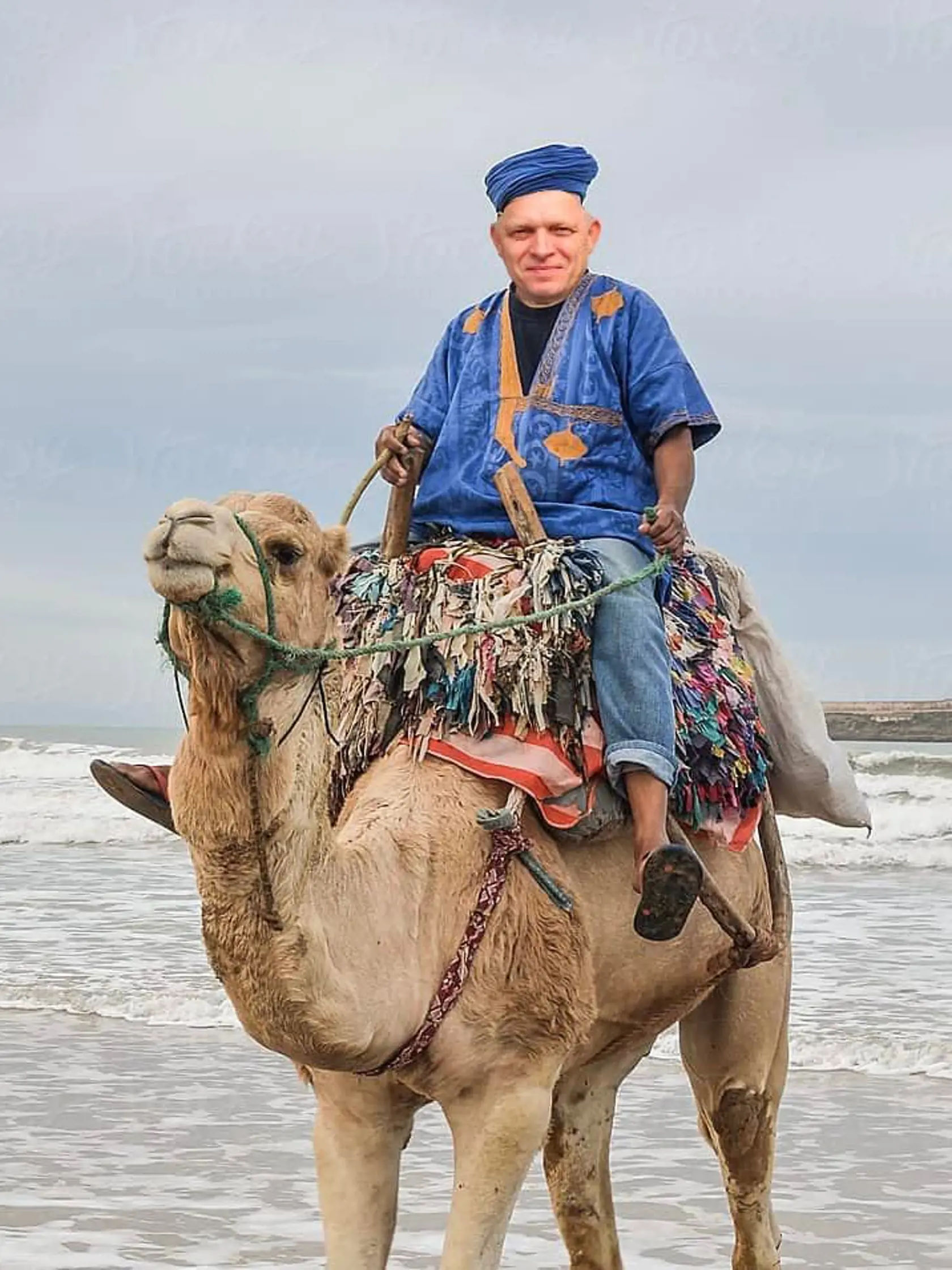 "Róóóbert z Arábie! Takto sa to robí, to ťaviej matere!" píšu memečkári.