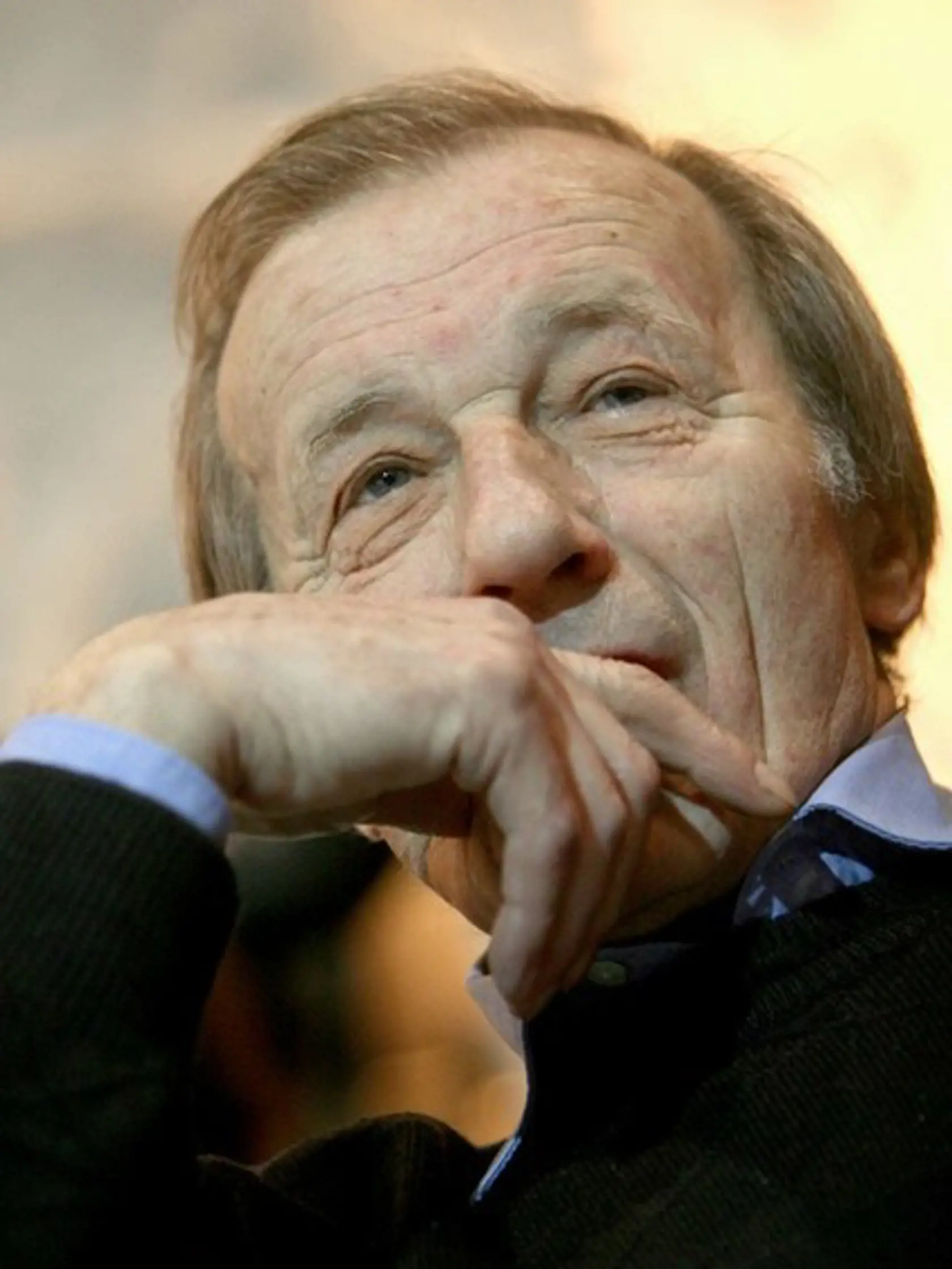A to je koniec: Radoslav
Brzobohatý sa na nás díva
z hereckého neba.
