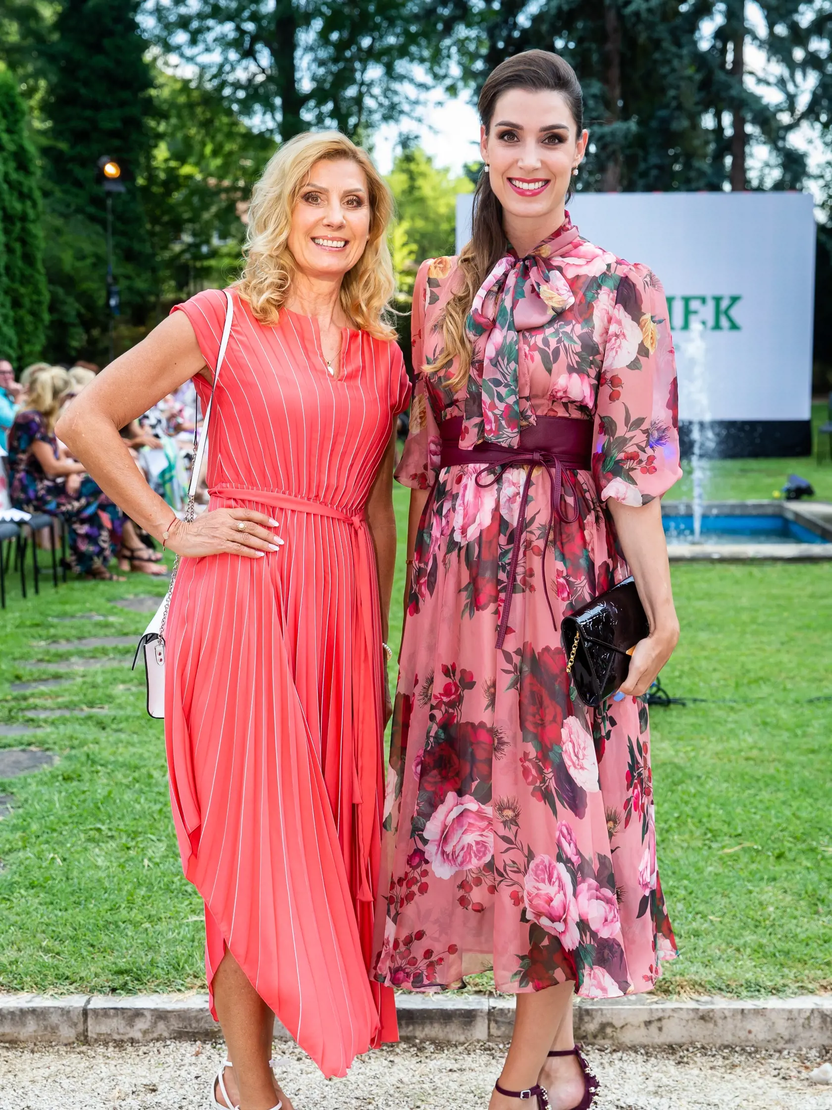 Prestige Fashion Event v Piešťanoch. Na snímke je Simona Frantová s mamou.