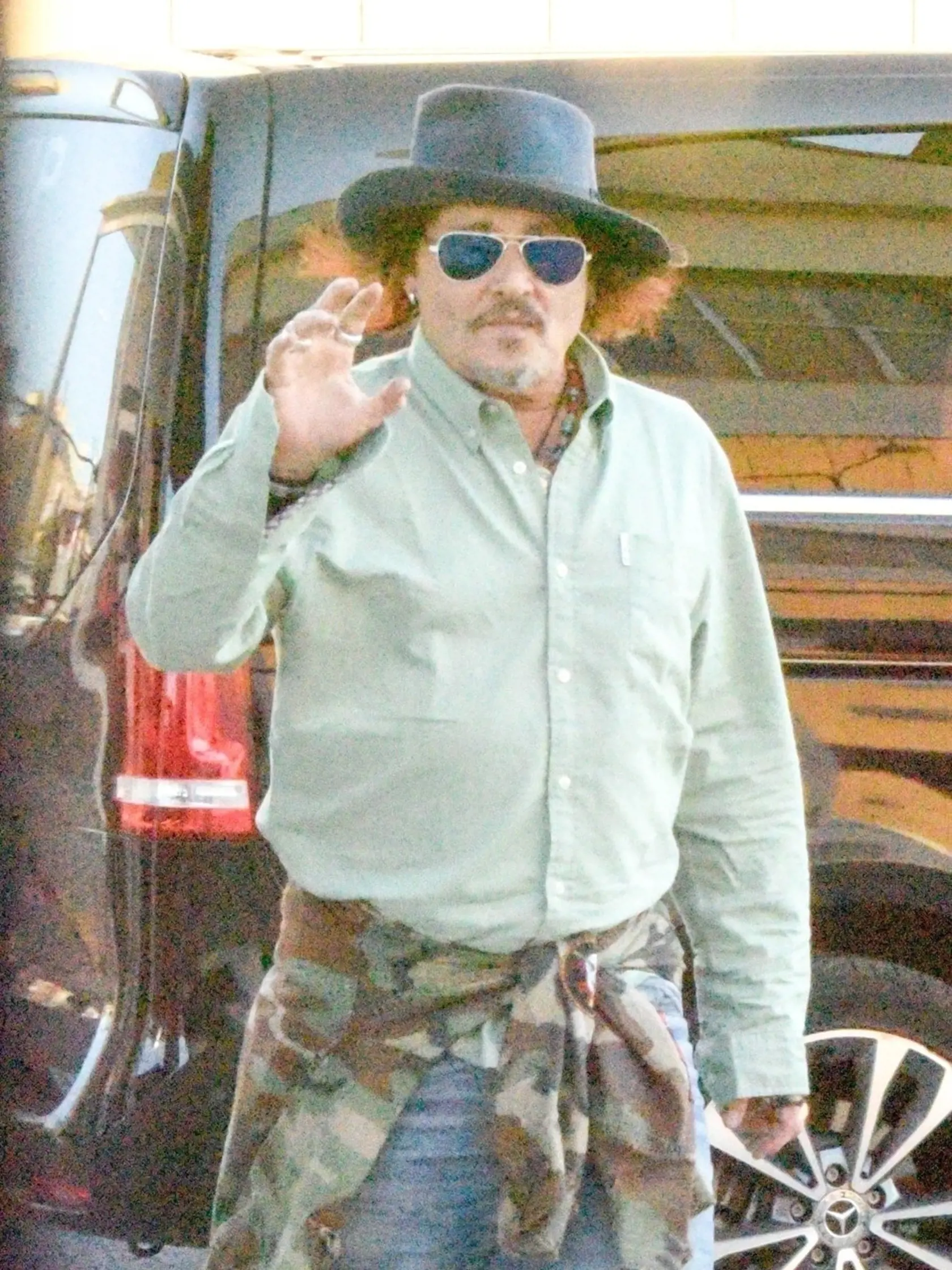 V Hollywoode sa opäť hovorí o Johnnym Deppovi. Tentoraz nie kvôli turbulentnému rozvodu, novému trháku či čerstvému romániku, ale kvôli jeho novému imidžu. Fanúšičkám sa veľmi páčiť nebude...