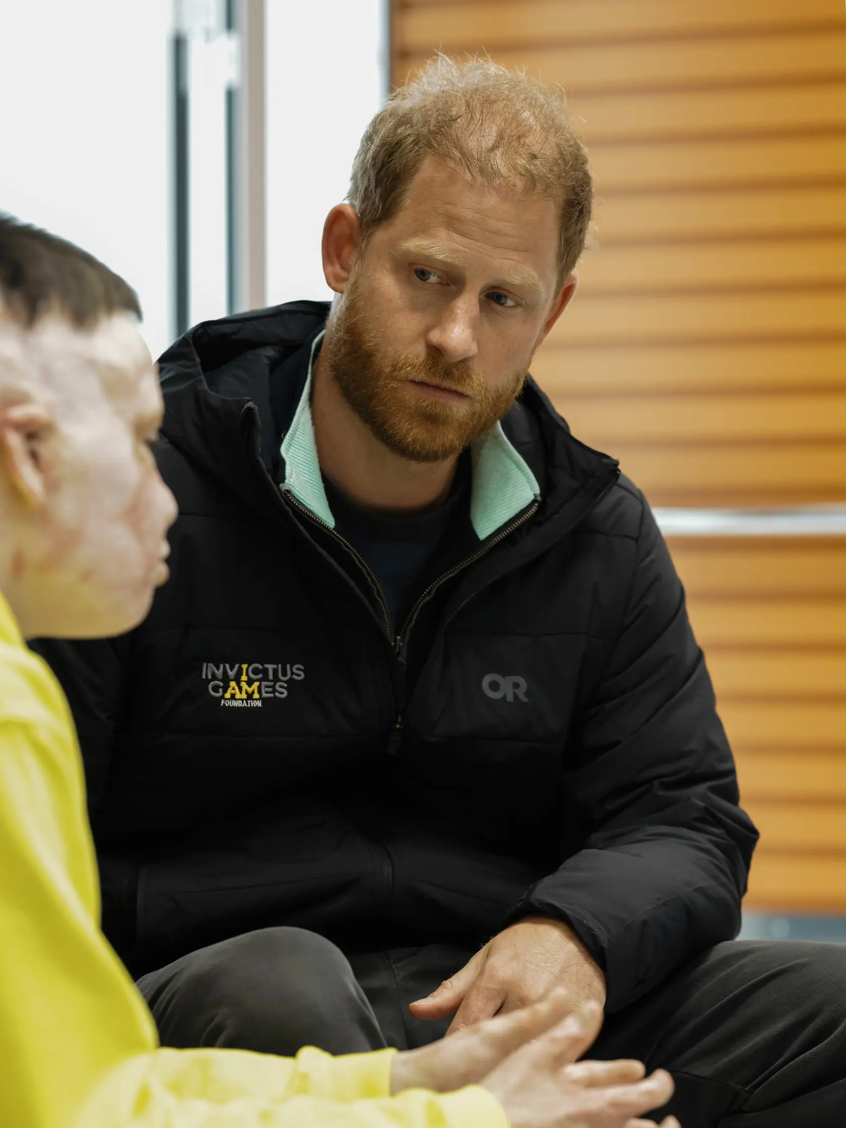 WA 39 - Britský princ Harry pózuje s osobou, ktorá bola zranená vo vojne s Ruskom na ortopedickej klinike na Ukrajine vo štvrtok 10. apríla 2025. FOTO TASR/AP


In this photo provided by Superhumans Center, Prince Harry poses with a person who was wounded in war with Russia at the Superhumans Center, an orthopedic clinic in Ukraine, on Thursday, April 10, 2025.   (Yana Stukach/Superhumans Center via AP)