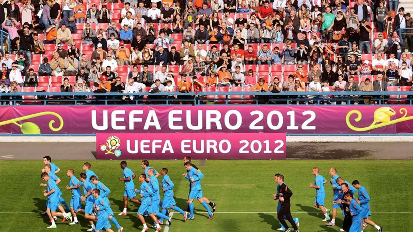 Hráči Holandska trénujú na európsky šampionát v Poľsku.