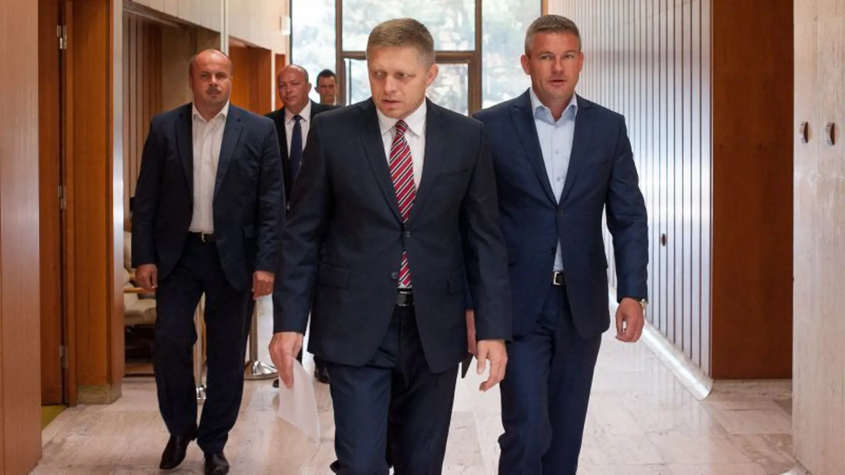 Robert Fico a Peter Pellegrini rokovali o bezpečnosti krajiny.