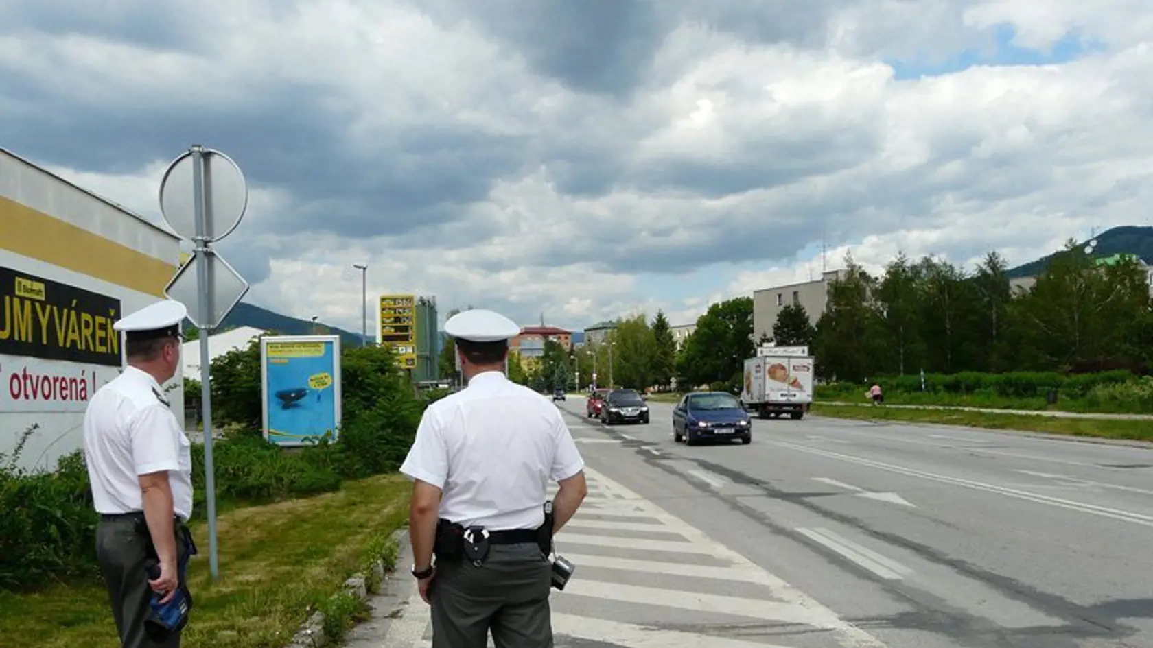 Vodiči, ktorí prekročia rýchlosť, zaplatia vyššie pokuty.
