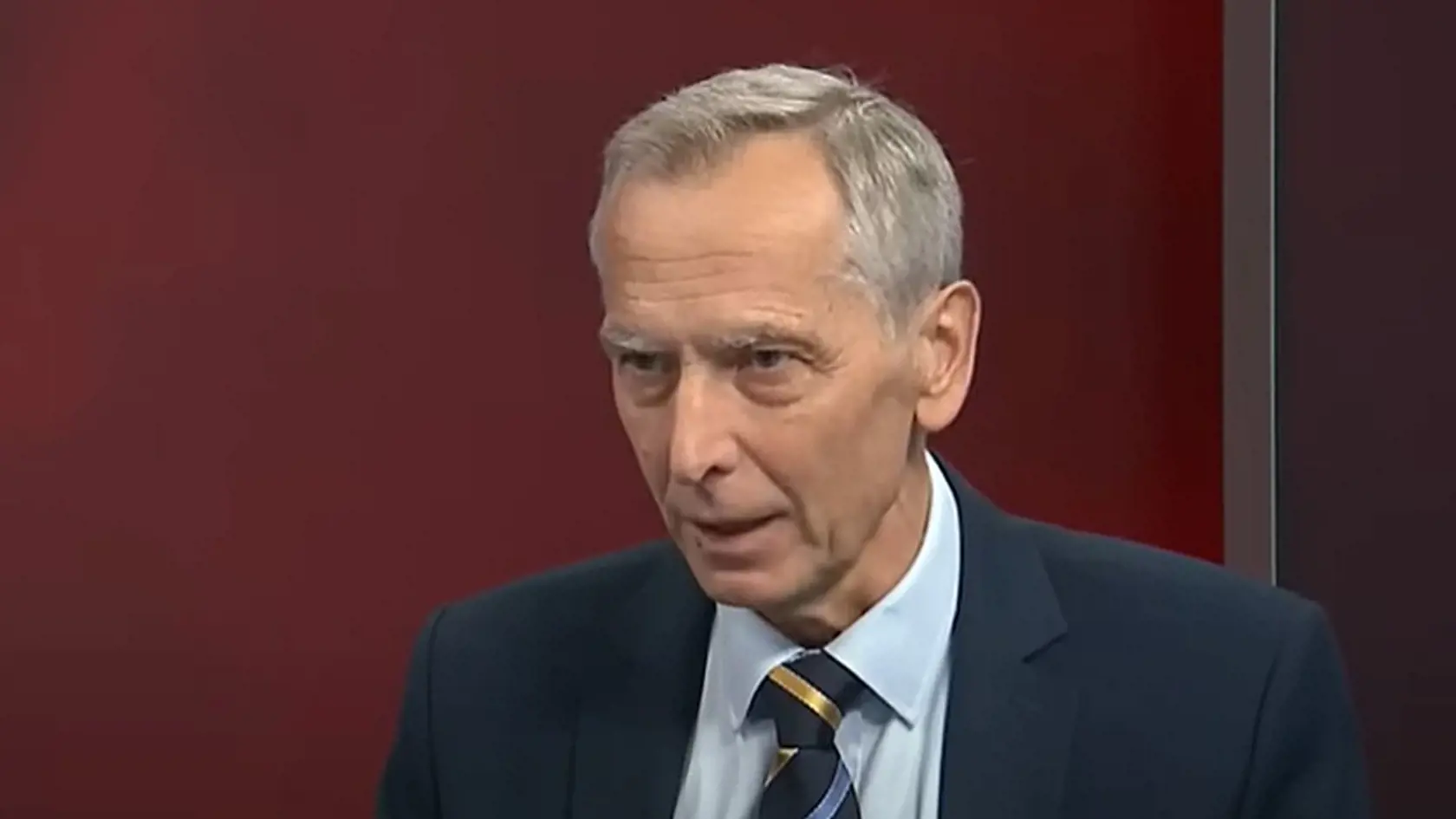 Bývalý predseda KDH a prvý slovenský eurokomisár Ján Figeľ vyzýva lídrov Smeru-SD Roberta Fica a Hlasu-SD Petra Pellegriniho, aby upustili od zámeru vytvoriť nové ministerstvo a zrušili Ministerstvo investícií, regionálneho rozvoja a informatizácie (MIRRI) SR.