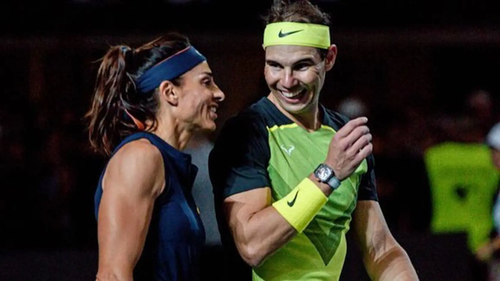 Nadal musel byť rád, že si zahral štvorhru s takýmito kráskami. A k tomu ešte aj proti tenisovej legende.