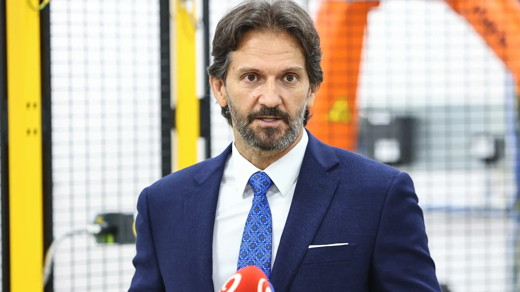 Robert Kaliňák tvrdí, že štát dobrovoľníkom výcvik zaplatí.