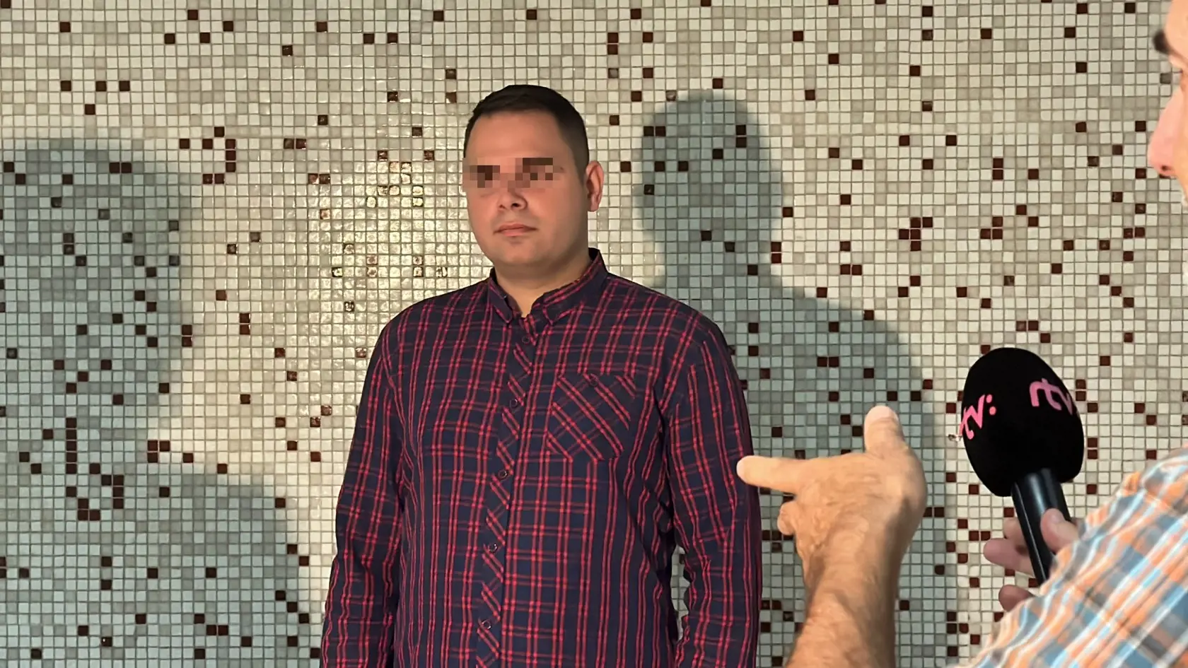 V prípade uznania vinným, hrozí bývalému diakonovi desaťročný pobyť za mrežami.