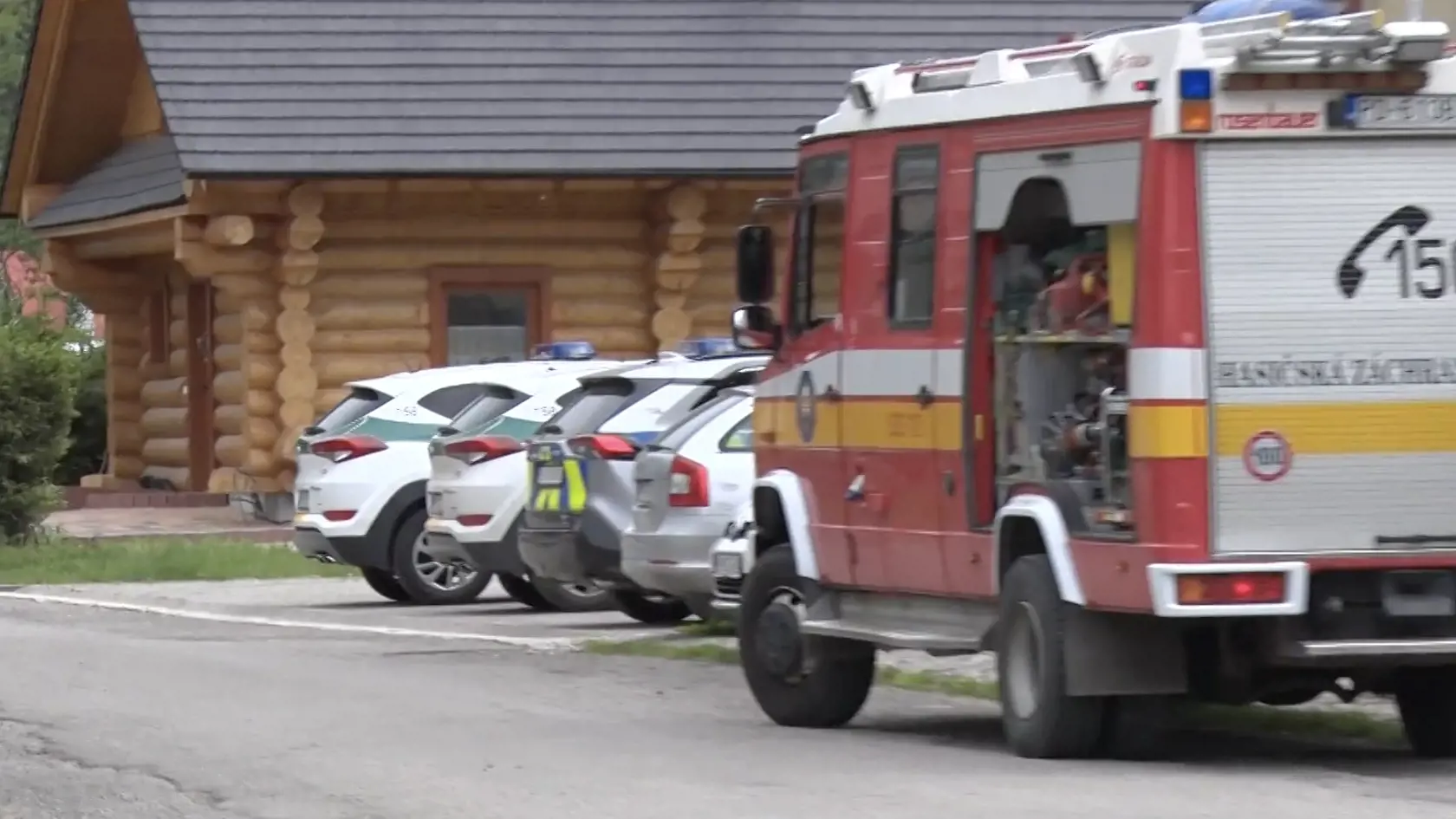 Nešťastie v osade Gápeľ vo Valaskej Belej (okres Prievidza) policajti hodiny dokumentovali.