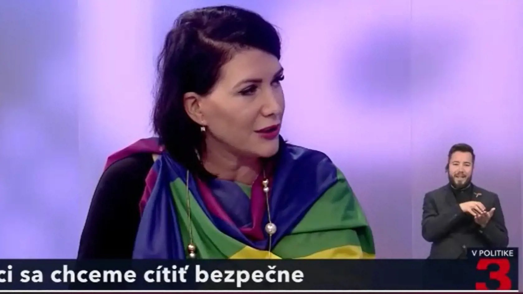 V relácii TA3 V politike sa moderátor Rastislav Iliev odhodlal k neľahkému kroku. Len pár dní po vražde dvoch nevinných ľudí, ktorí boli zabití podľa všetkého pre svoju sexuálnu orientáciu nabral odvahu a verejne sa priznal, že aj on patrí do komunity LGBTI.