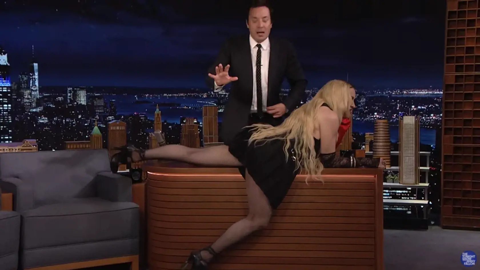 Madonna sa v talk show poriadne odviazala.