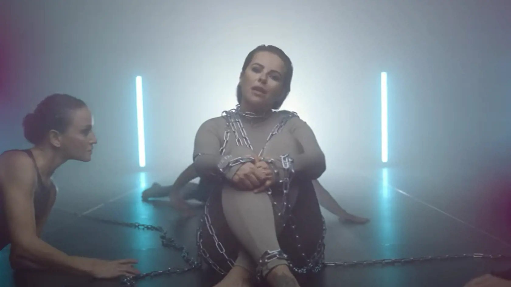 Katka Knechtová predstavila novú pieseň "Oni".