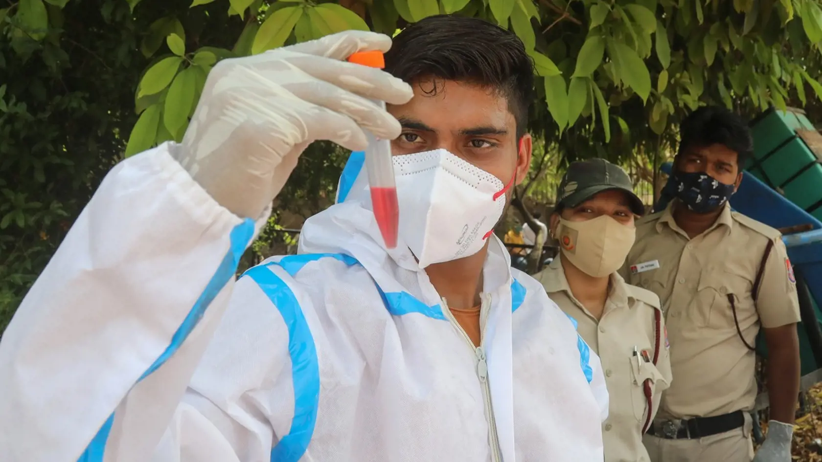 Najnovší rýchly nárast infekcií spôsobil, že India zaznamenala celkovo 13,5 milióna infikovaných, čo je viac než 13,48 milióna v Brazílii.