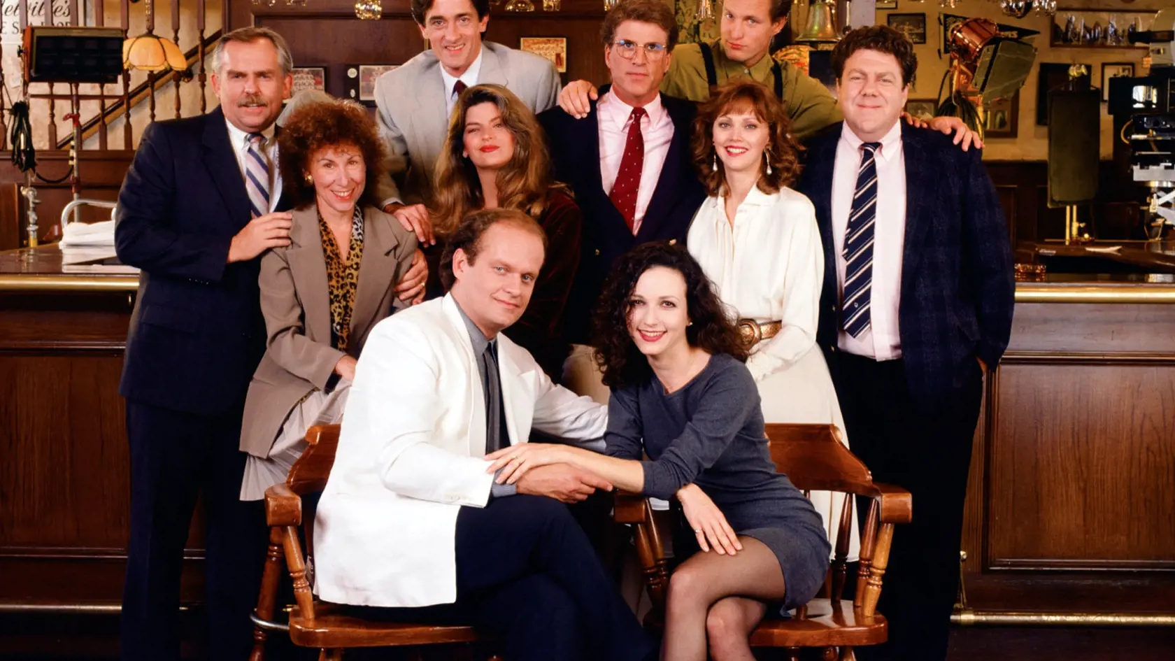 Frasier Crane v seriáli Cheers (Na zdravie), ktorý predchádzal sitkomu Frasier.