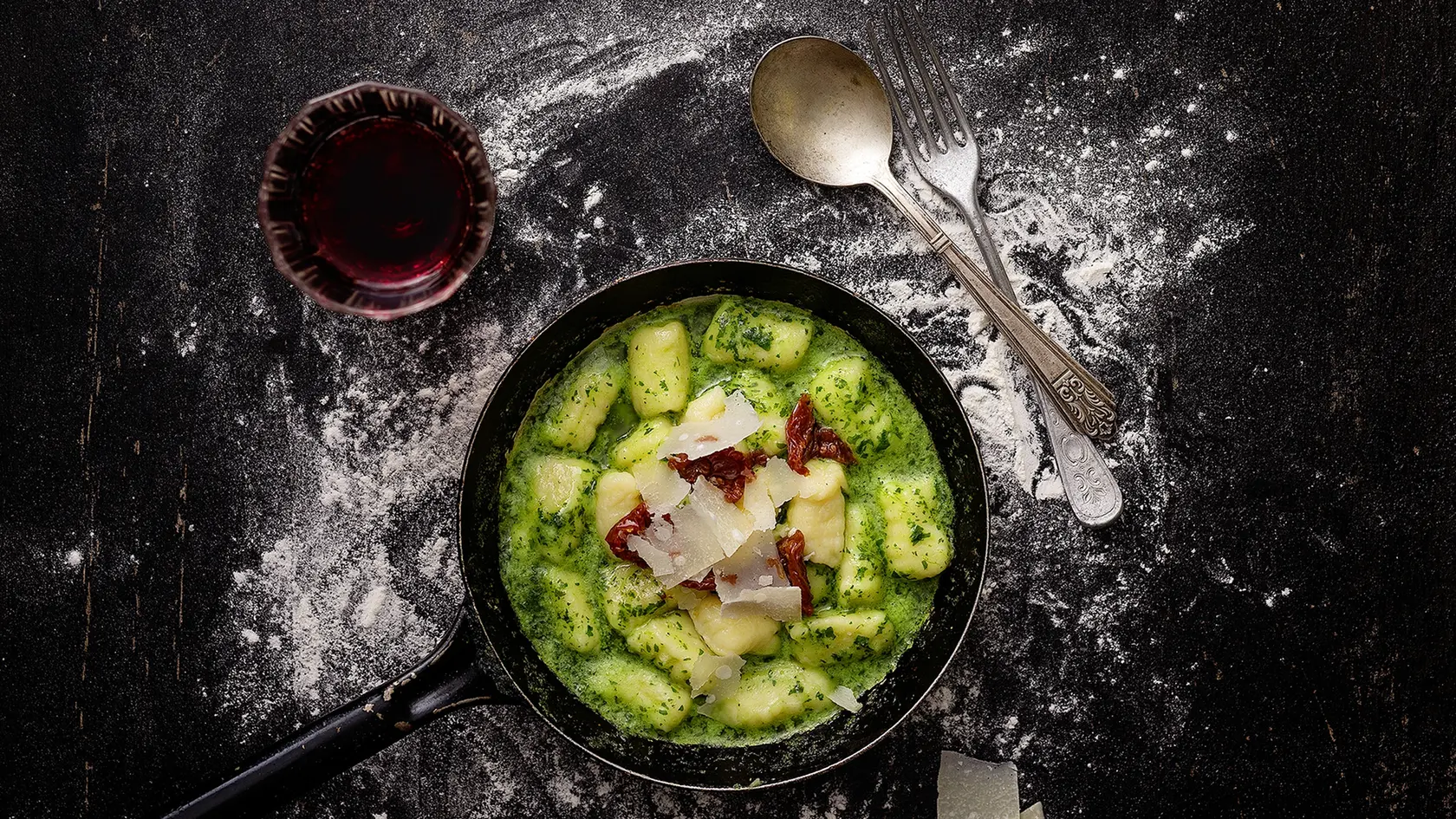 Gnocchi s pestom z medvedieho cesnaku