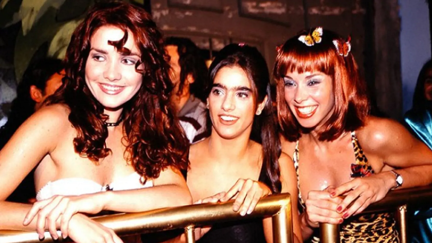 Mili, Gloria a Lina