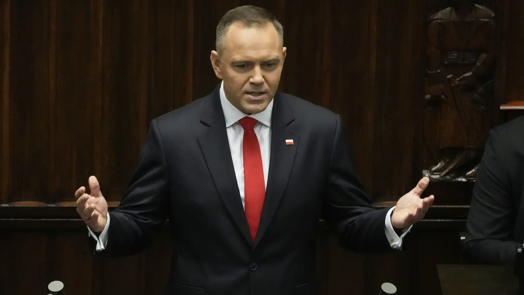 Nacionalistický historik Karol Nawrocki zložil prísahu ako prezident krajiny.