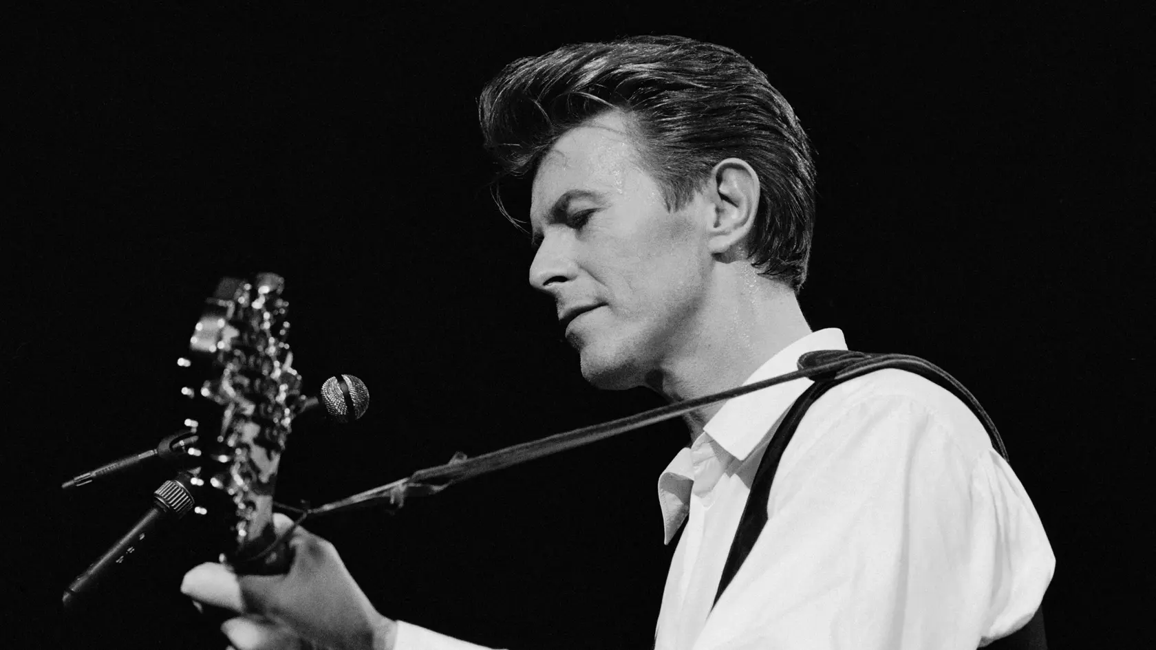 David Bowie je pýchou Angličanov aj dávno po svojej smrti.