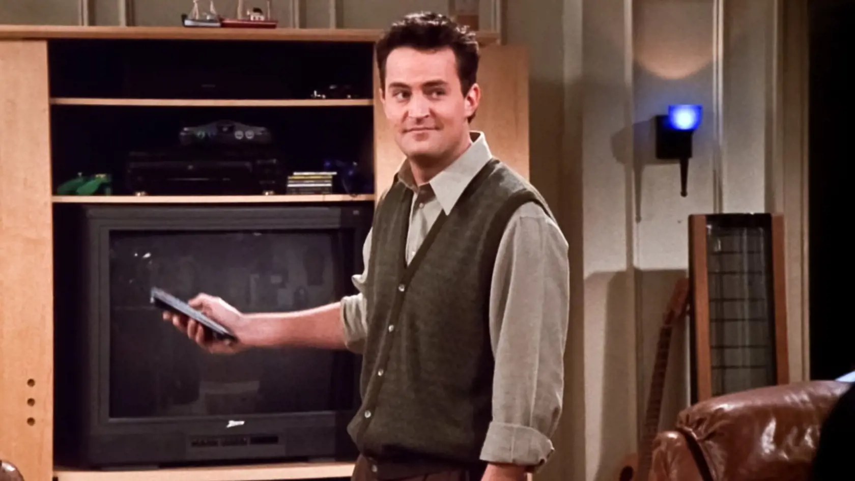 Matthew Perry ako Chandler Bing