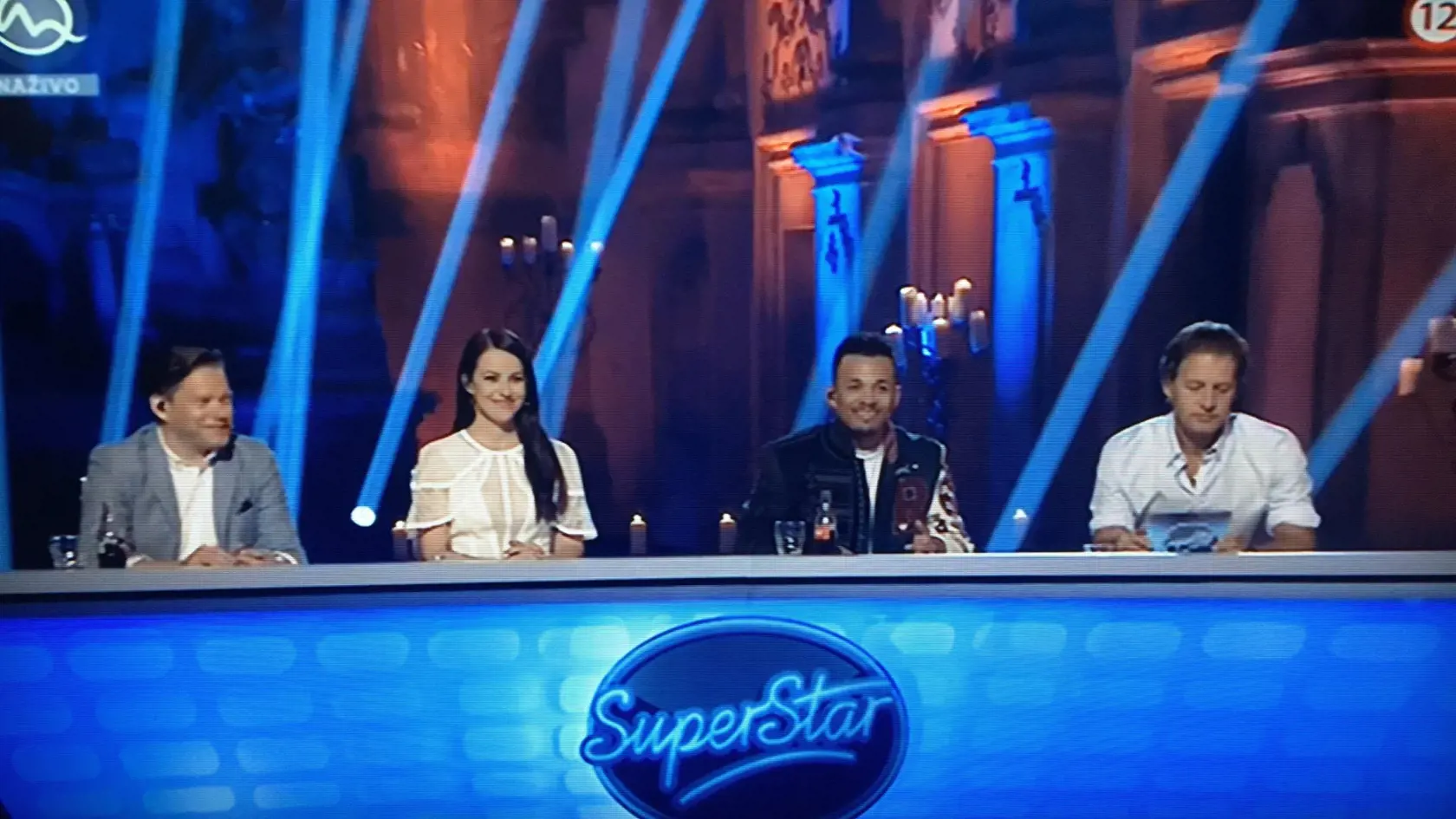 Porota SuperStar počas prvého semifinále.