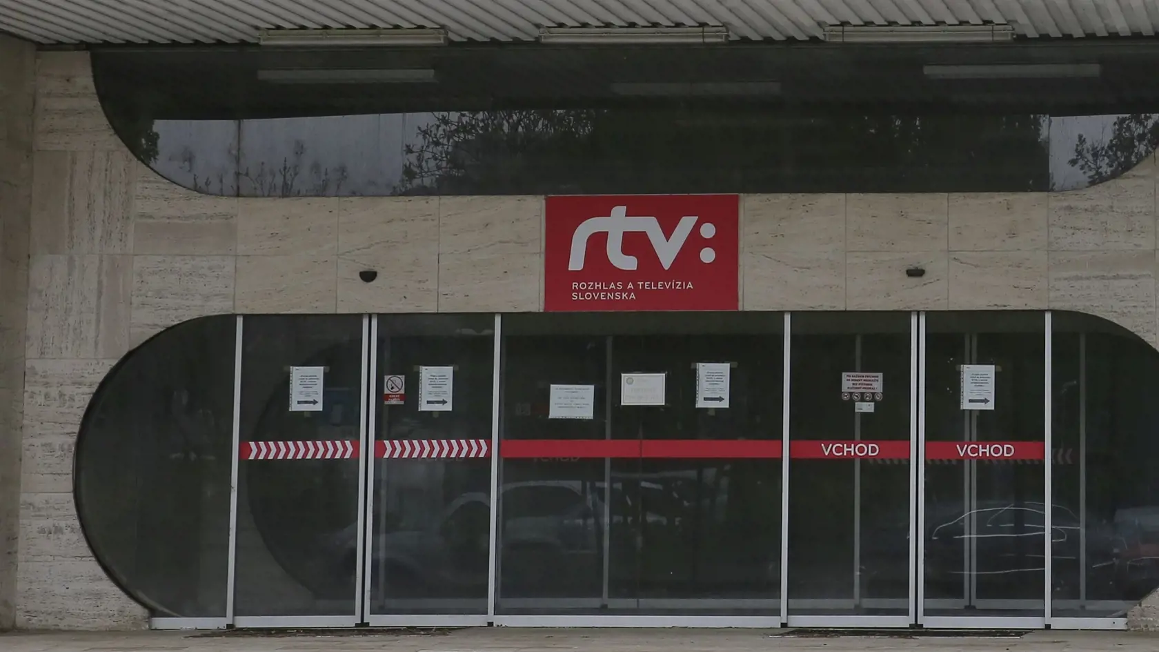 V RTVS momentálne proti sebe stoja dva tábory.