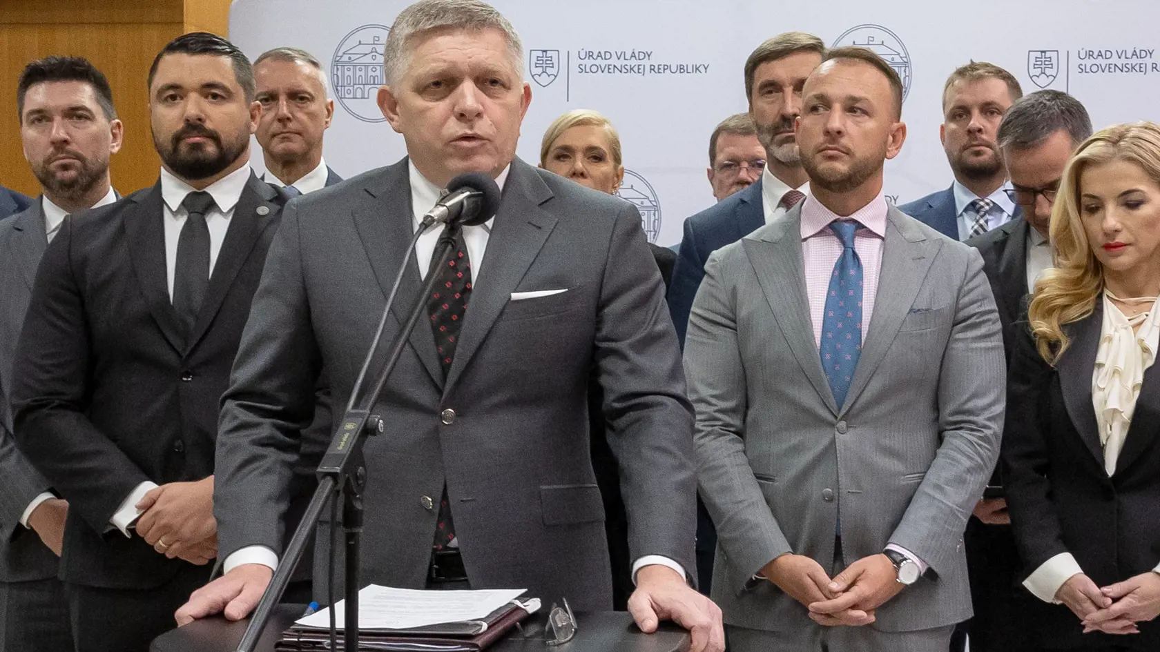 Mimoriadne zasadnutie Bezpečnostnej rady SR za účasti prezidenta SR Petra Pellegriniho. Na snímke je Robert Fico.