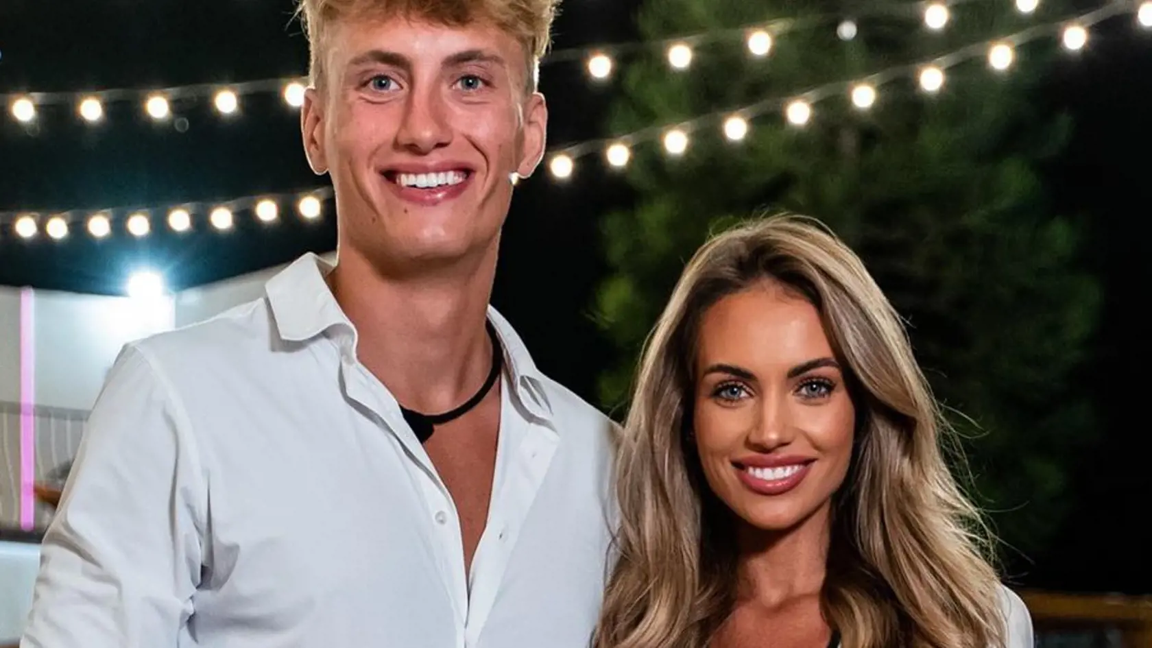 “Dávid Vitásek nám túto informáciu zatajil a vzťah nepriznal, čím porušil pravidlá našej show. Aký bude jeho ďalší osud, uvidia diváci v nasledujúcich epizódach,” vyjadrilo sa PR oddelenie TV Markíza.