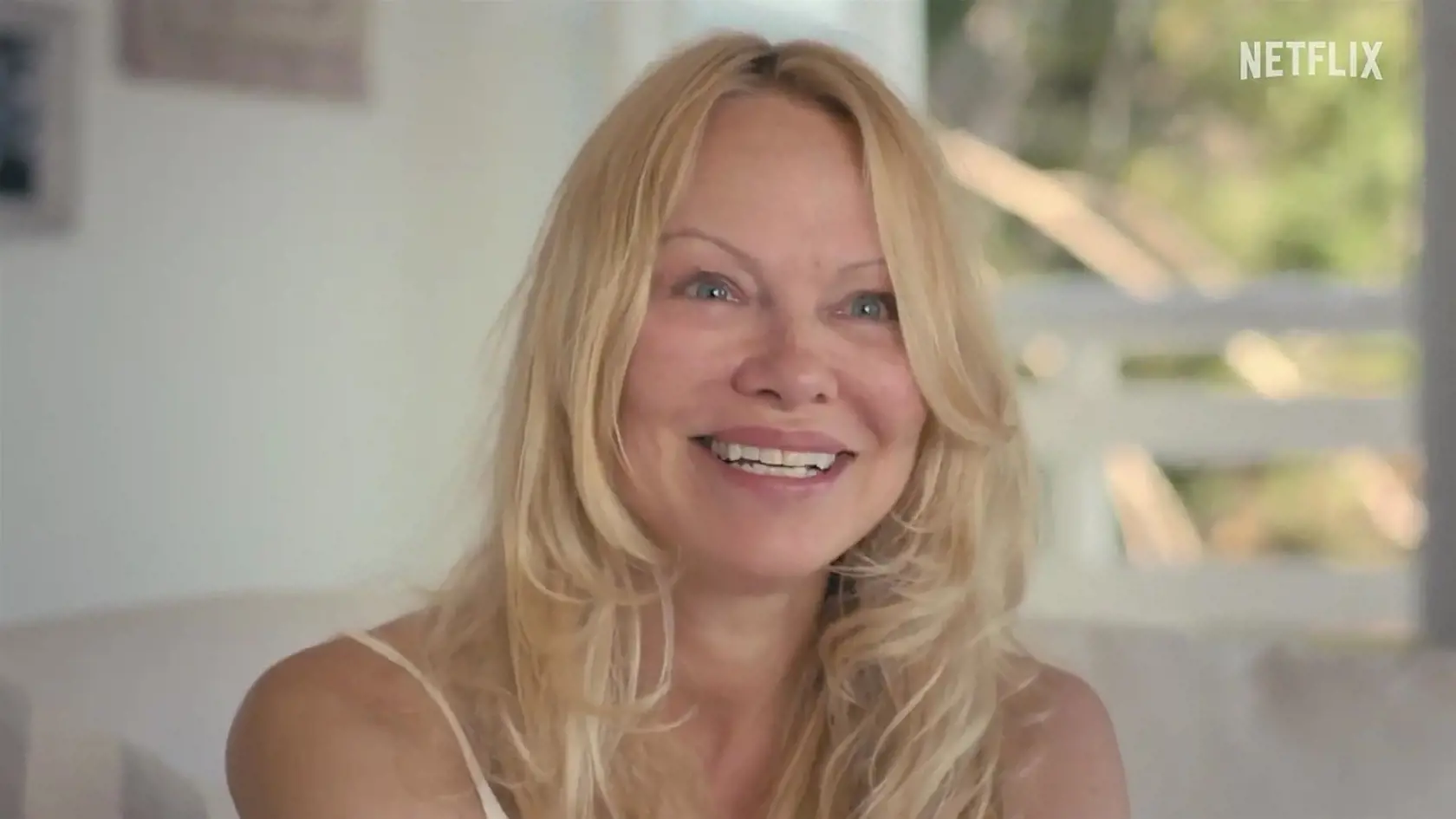 Pamela Anderson najnovšie otvorila svoje staré rany pre Netflix. V dokumente Pamela, a love story povedala svoju verziu pravdy.