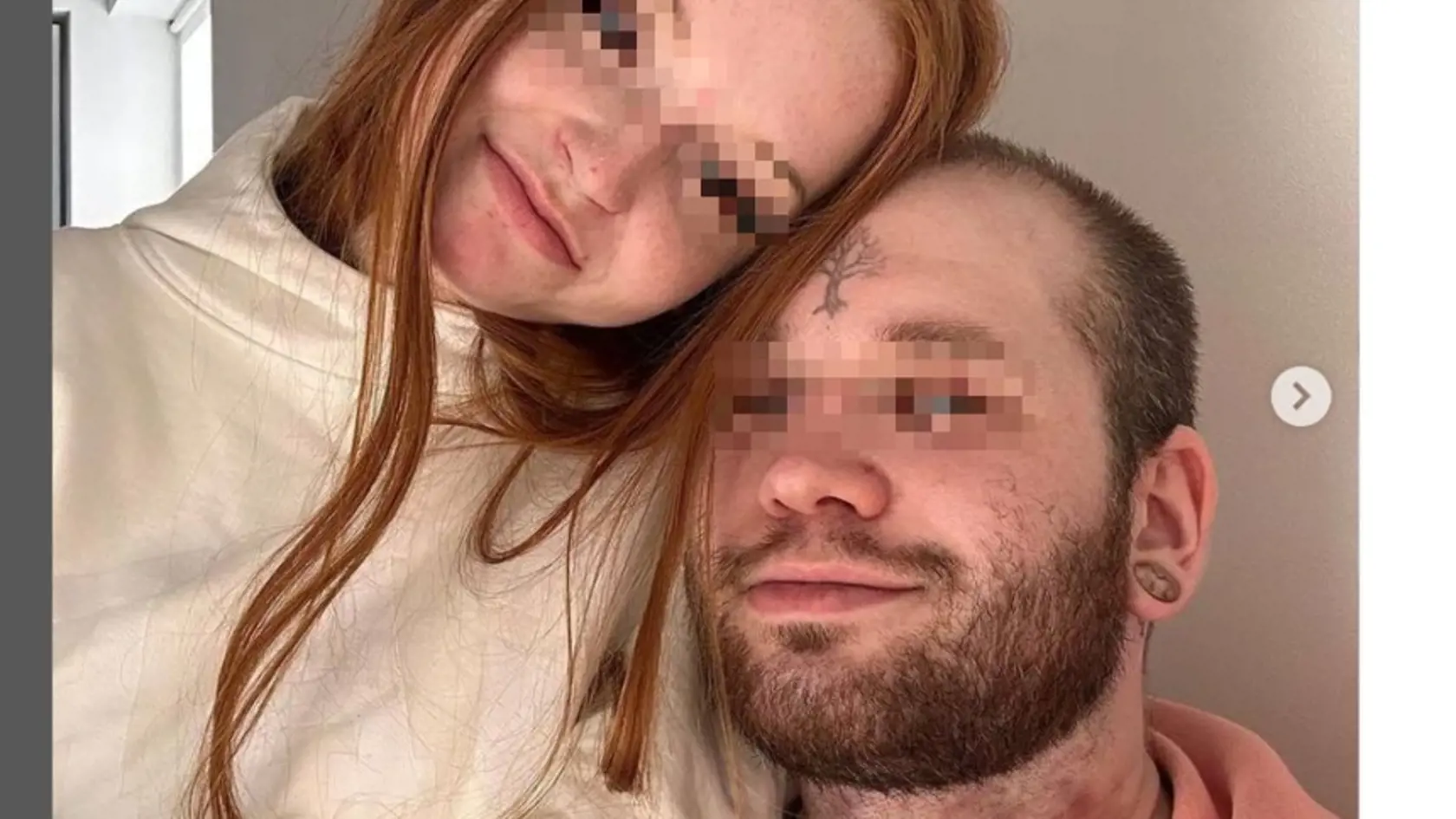 V posledný októbrový deň sa na jeho profile objavili dve fotografie. Je na nich so svojou priateľkou, s ktorou sa zasnúbil. „K drámam sa budem vyjadrovať, čiže hoď follow, aby si nezmeškal,“ nezabudol doplniť k textu.