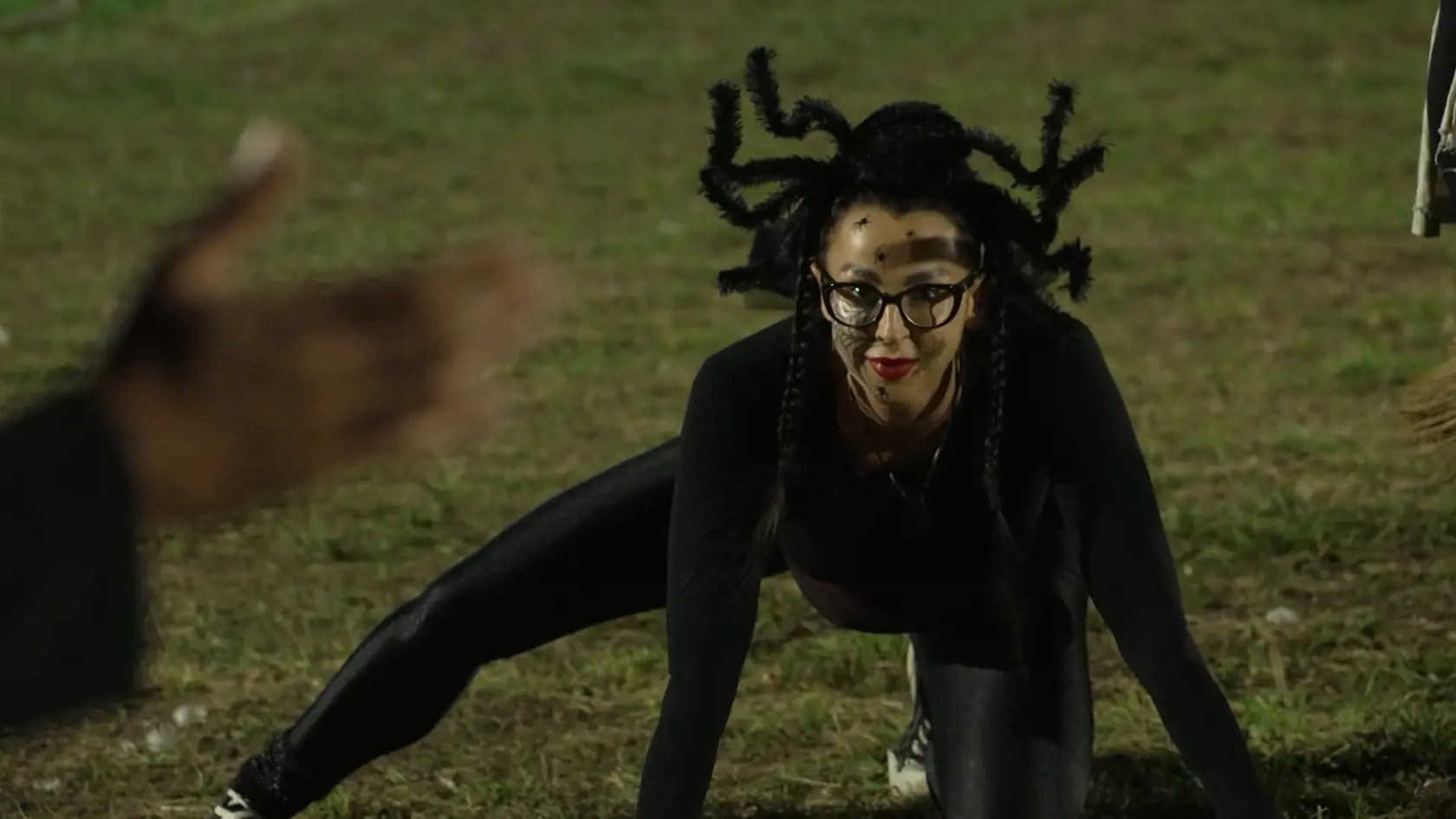 Halloweenska párty na Farme. Lucia ako pavúk.