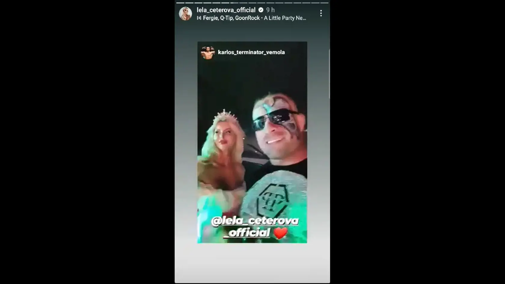 V jednom z videí ale Lelin pohľad svedčí za všetko. Vidno na nej, že sa v nej možno prebudil akýsi odpor, hoci sa snažia hrať na dokonalú rodinu.