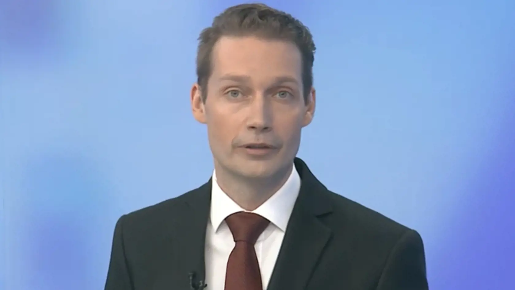 Moderátor Noro Dolinský si jazdou pod vplyvom alkoholu riadne zavaril. Od súdu dostal peňažný trest v sume 5 000 eur.