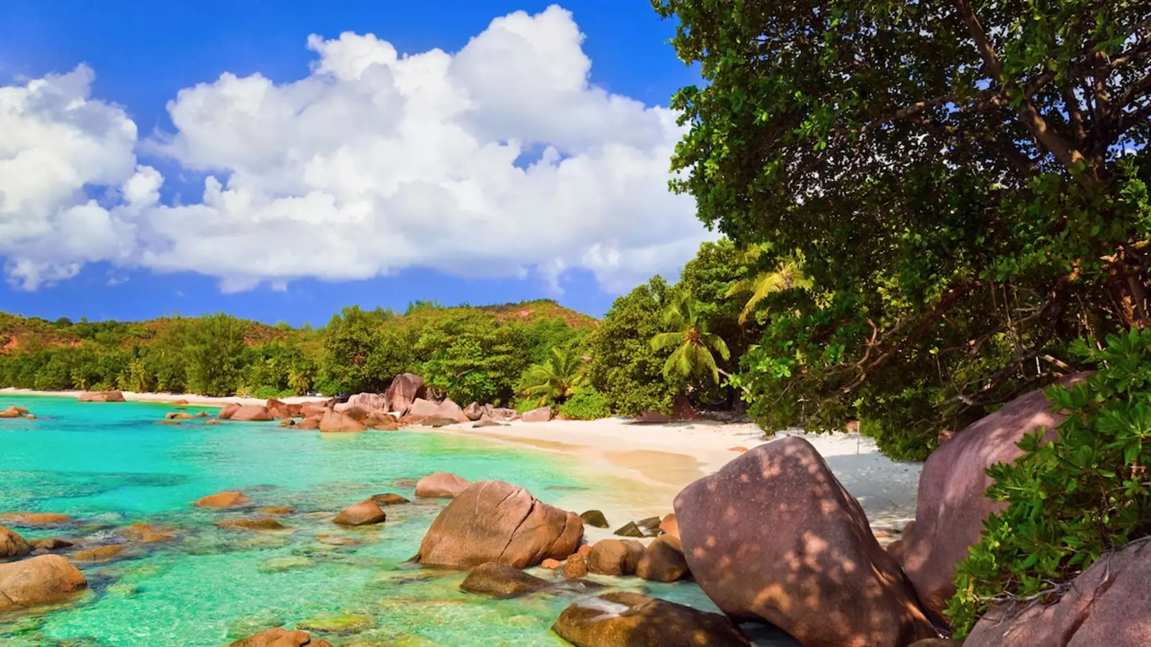 Pláž Anse Lazio, Praslin, Seychely