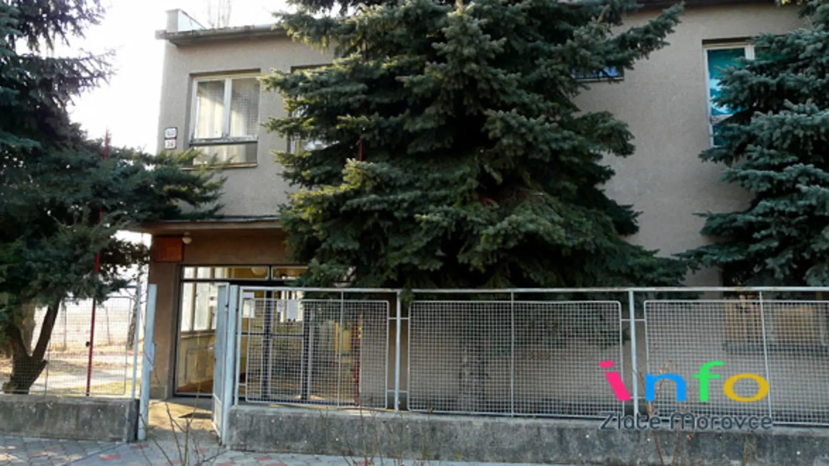Budova mestkého podniku službit
