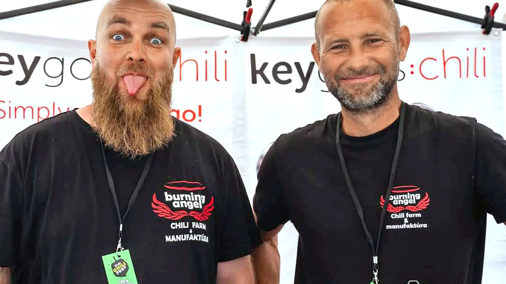 Kamaráti pestujú extra pálivé odrody.