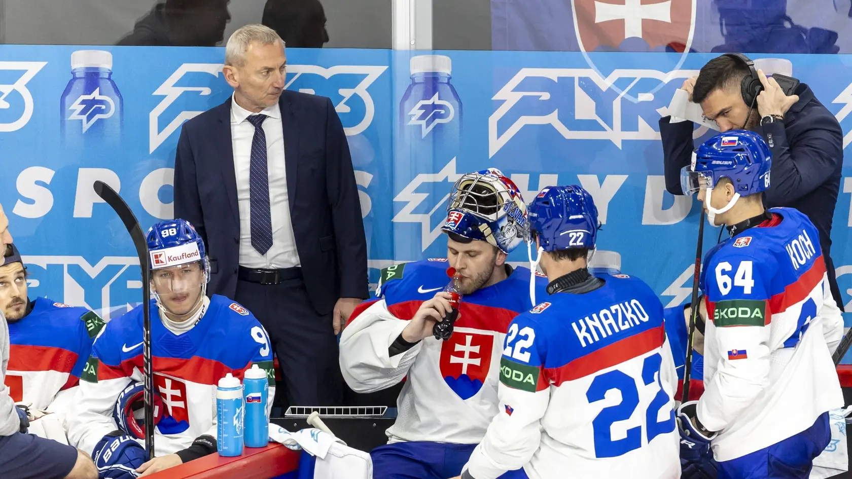 Tretí zápas slovenskej hokejovej reprezentácie na MS 2025 v Štokholme. Na lavičke doktor Pavol Lauko.