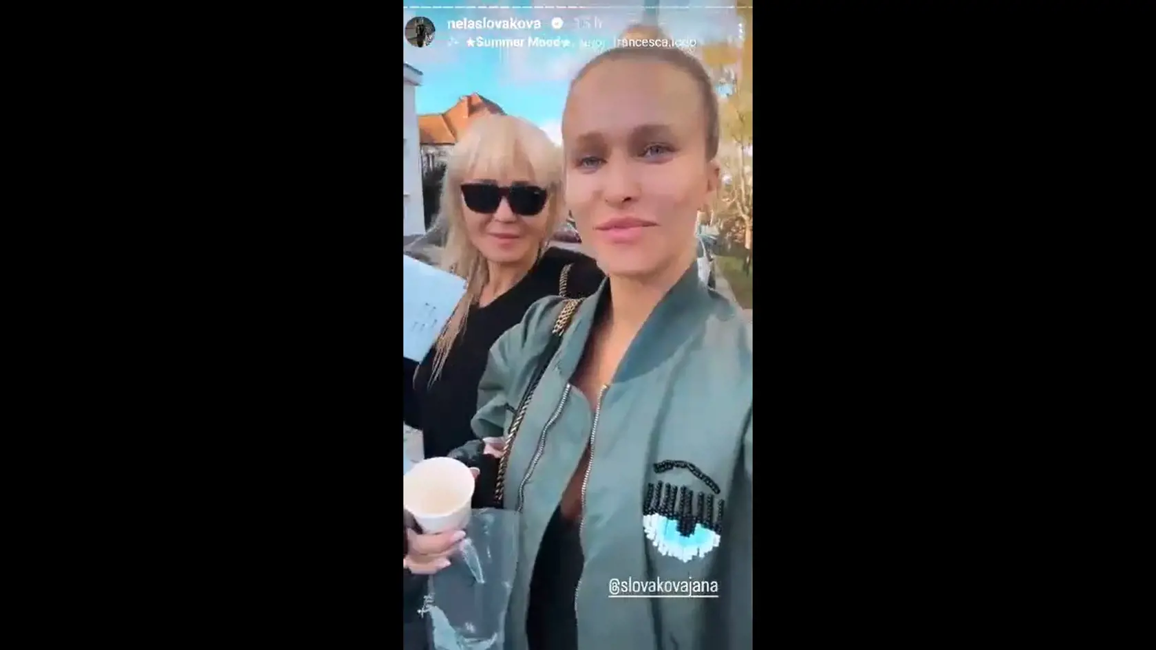 Nela Slováková ukázala matku.